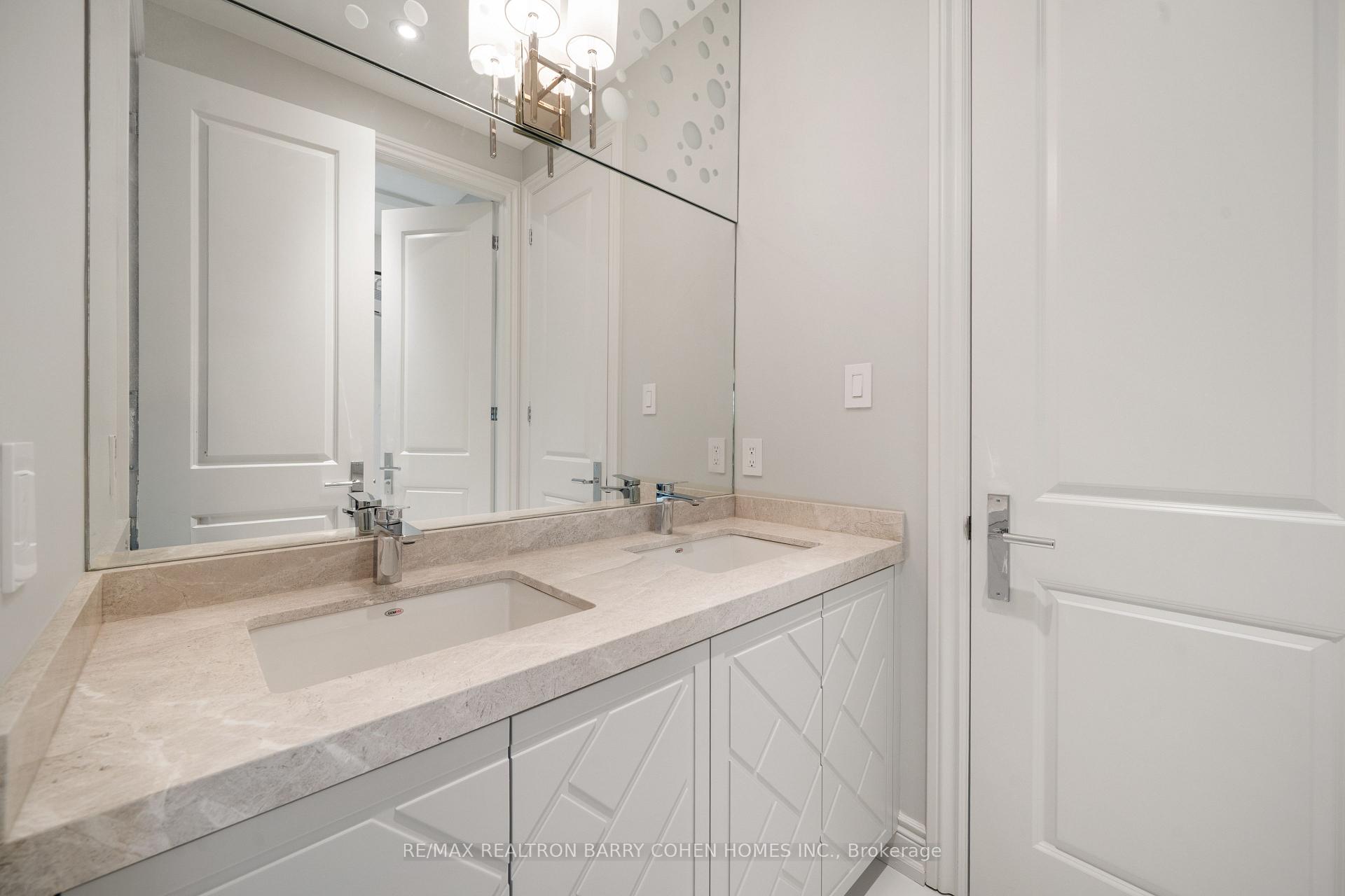 Photo 49 of 13 Legacy Court, North York, St. Andrew-Windfields — HOMEH