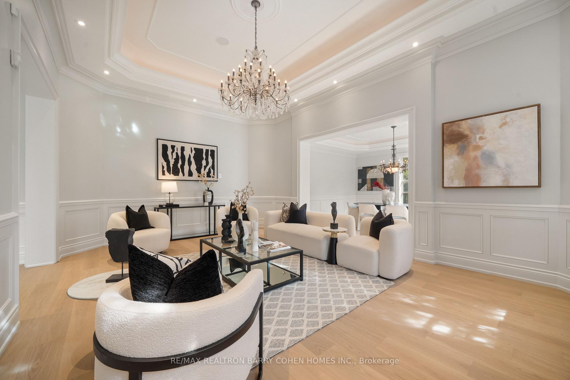 Photo 10 of 13 Legacy Court, North York, St. Andrew-Windfields — HOMEH