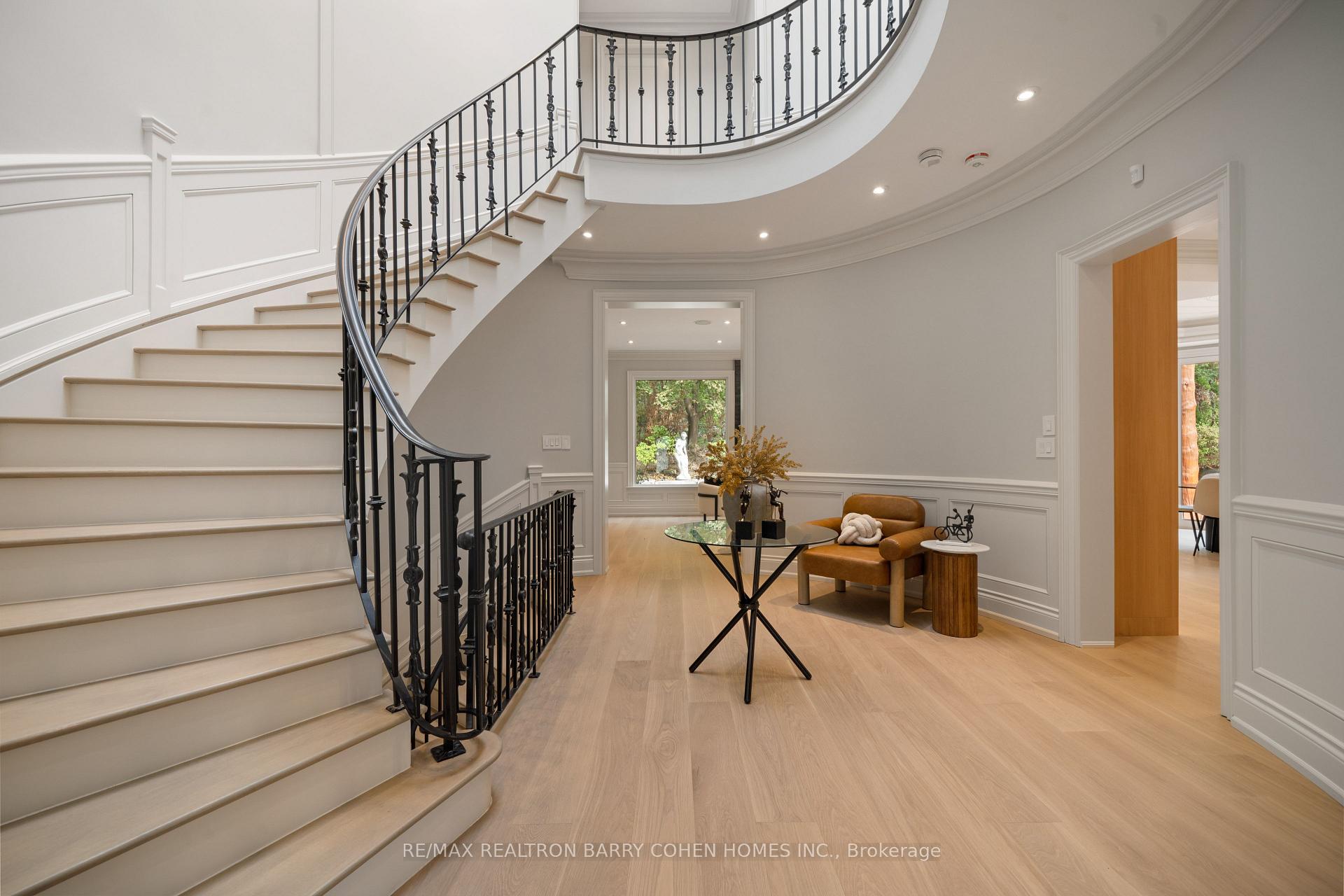 Photo 12 of 13 Legacy Court, North York, St. Andrew-Windfields — HOMEH