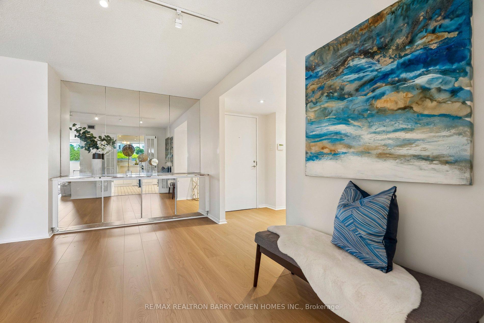 Photo 3 of Unit 301, 360 Bloor Street E, Toronto, Rosedale-Moore Park — HOMEH