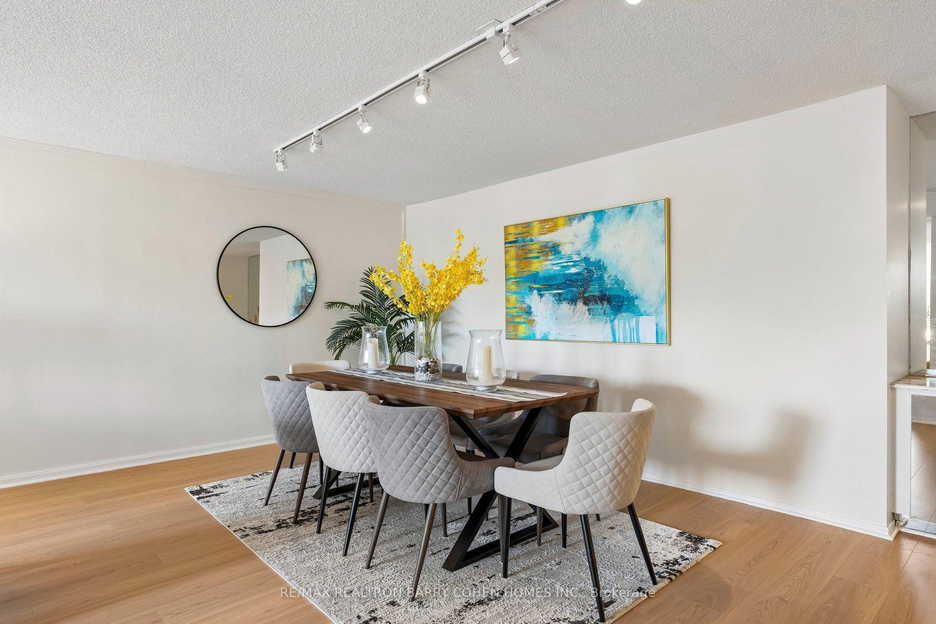 Photo 8 of Unit 301, 360 Bloor Street E, Toronto, Rosedale-Moore Park — HOMEH