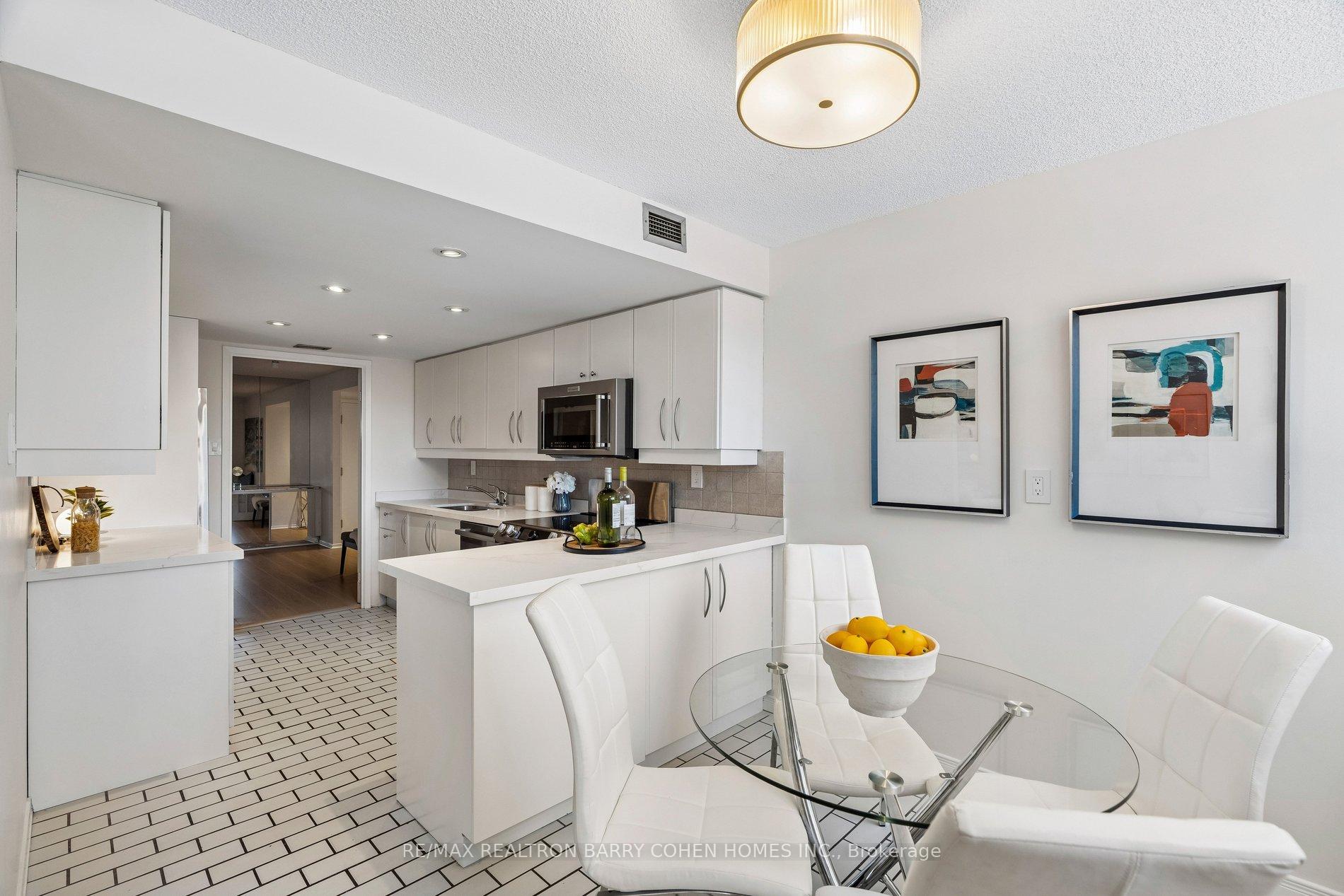 Photo 22 of Unit 301, 360 Bloor Street E, Toronto, Rosedale-Moore Park — HOMEH