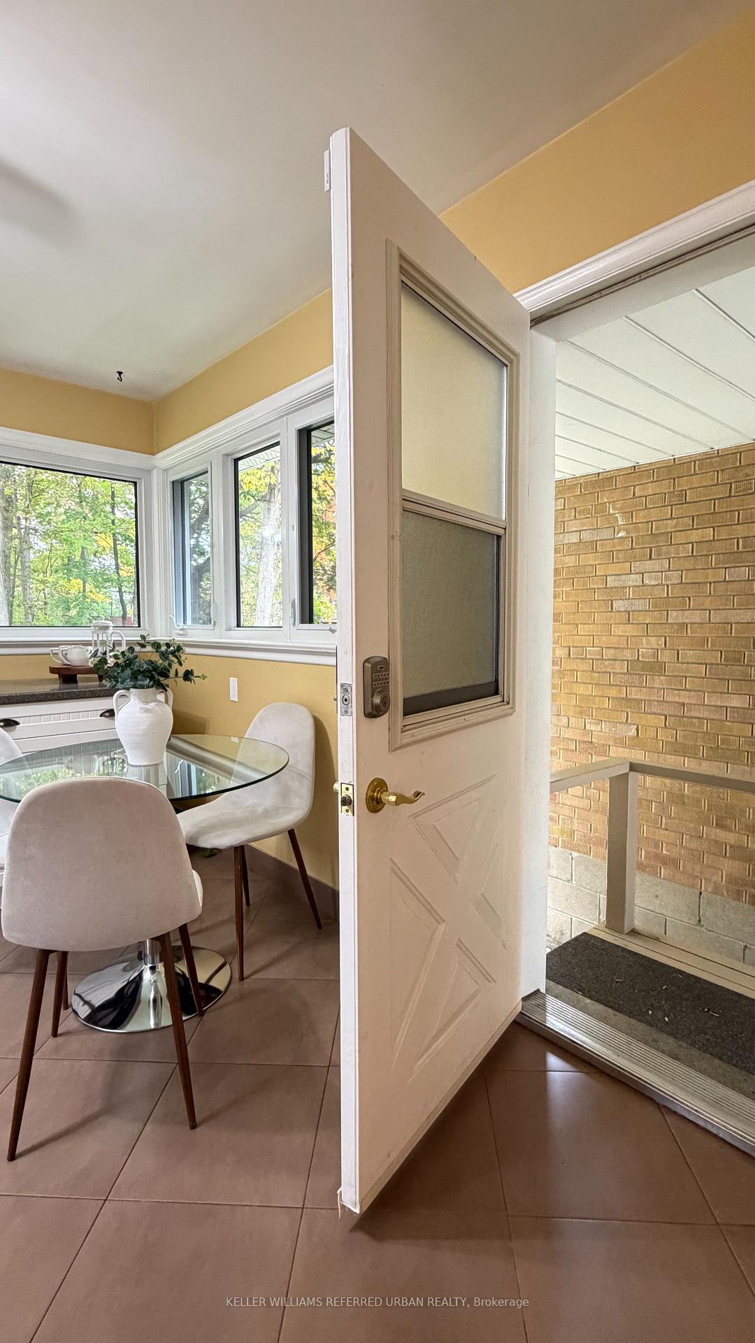 Photo 18 of 71 Agincourt Drive, Scarborough, Agincourt South-Malvern West — HOMEH