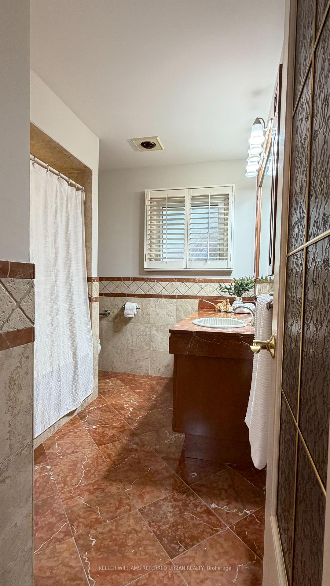 Photo 22 of 71 Agincourt Drive, Scarborough, Agincourt South-Malvern West — HOMEH