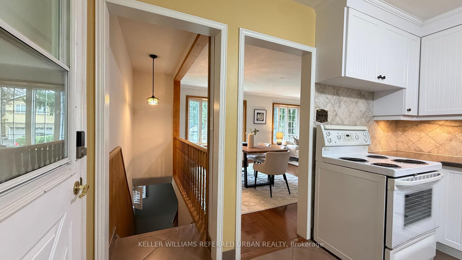 Photo 19 of 71 Agincourt Drive, Scarborough, Agincourt South-Malvern West — HOMEH