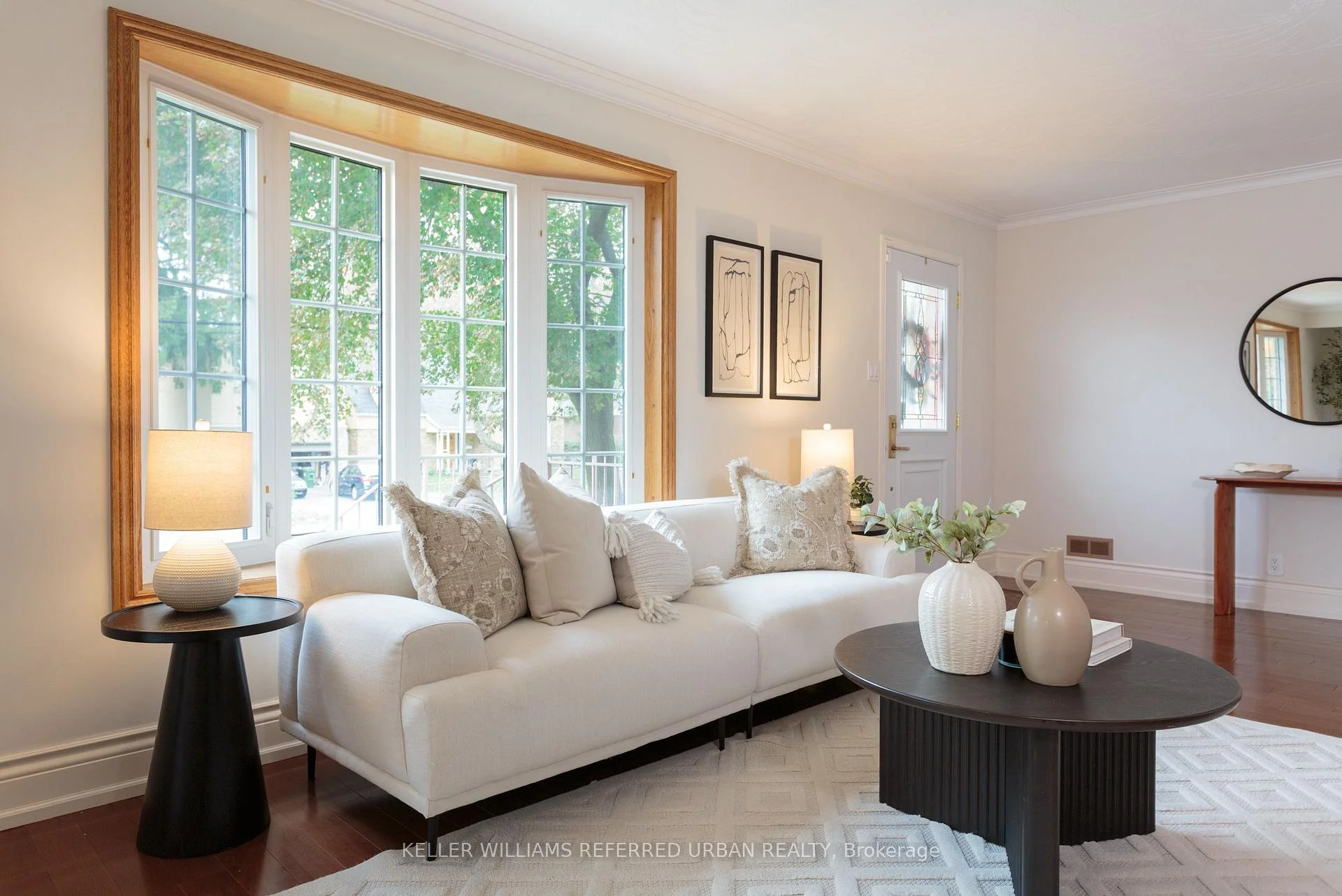 Photo 10 of 71 Agincourt Drive, Scarborough, Agincourt South-Malvern West — HOMEH