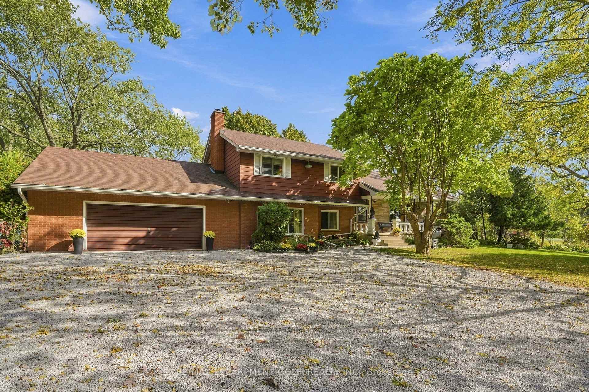 Photo 2 of 612 Doan's Ridge Road, Welland, Cooks Mills — HOMEH