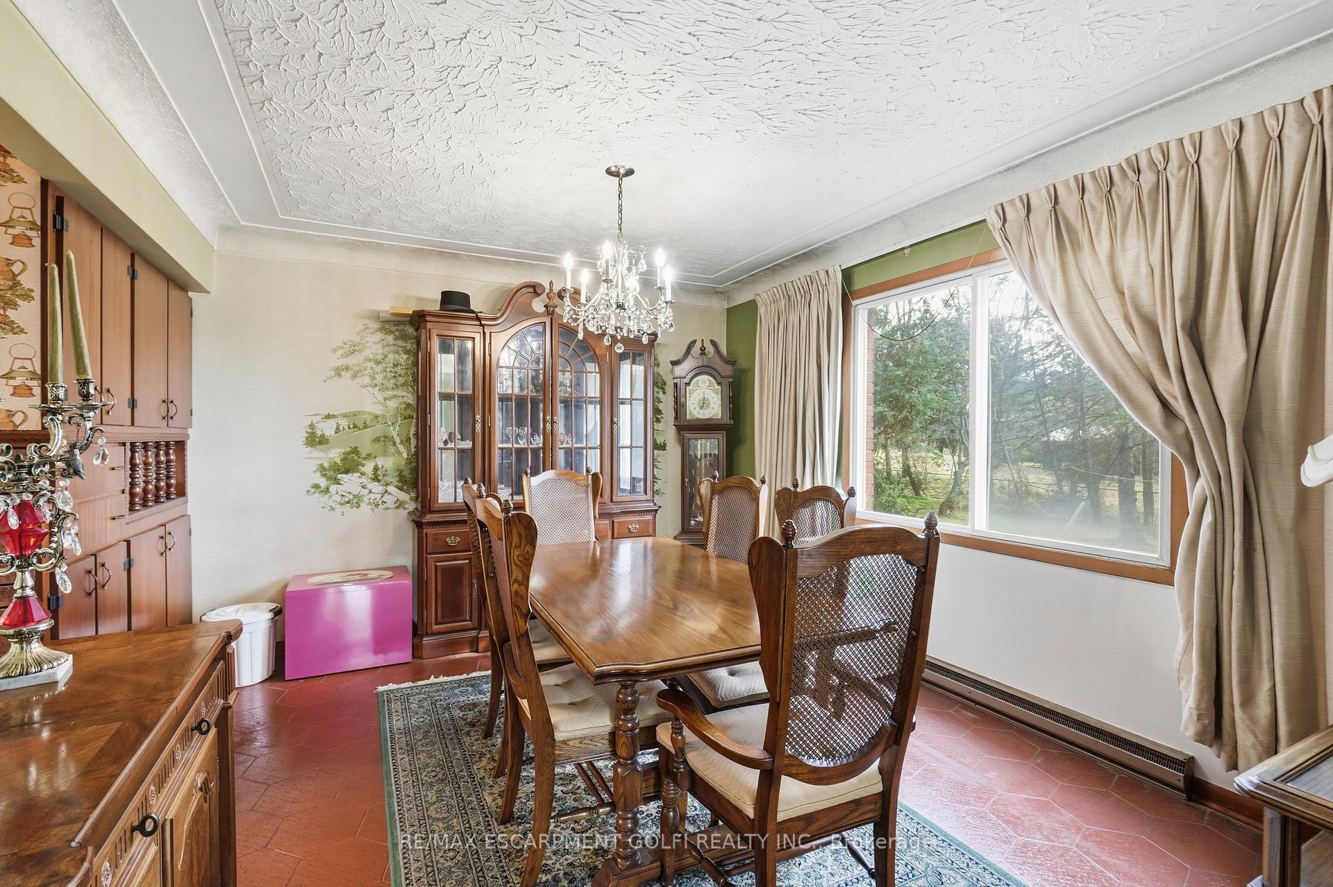 Photo 8 of 612 Doan's Ridge Road, Welland, Cooks Mills — HOMEH