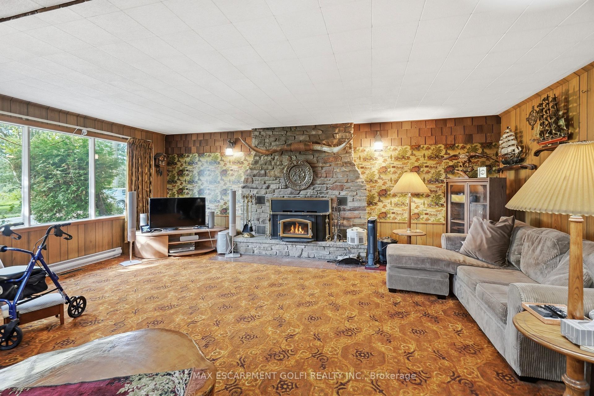 Photo 15 of 612 Doan's Ridge Road, Welland, Cooks Mills — HOMEH