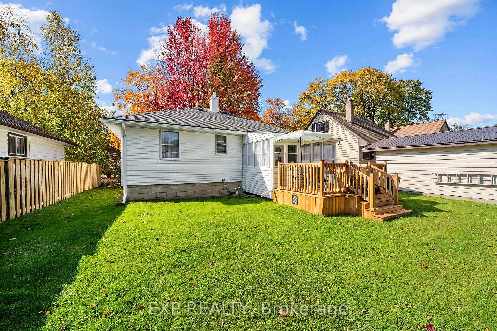 Photo 7 of 264 Douglas Street, Stratford — HOMEH