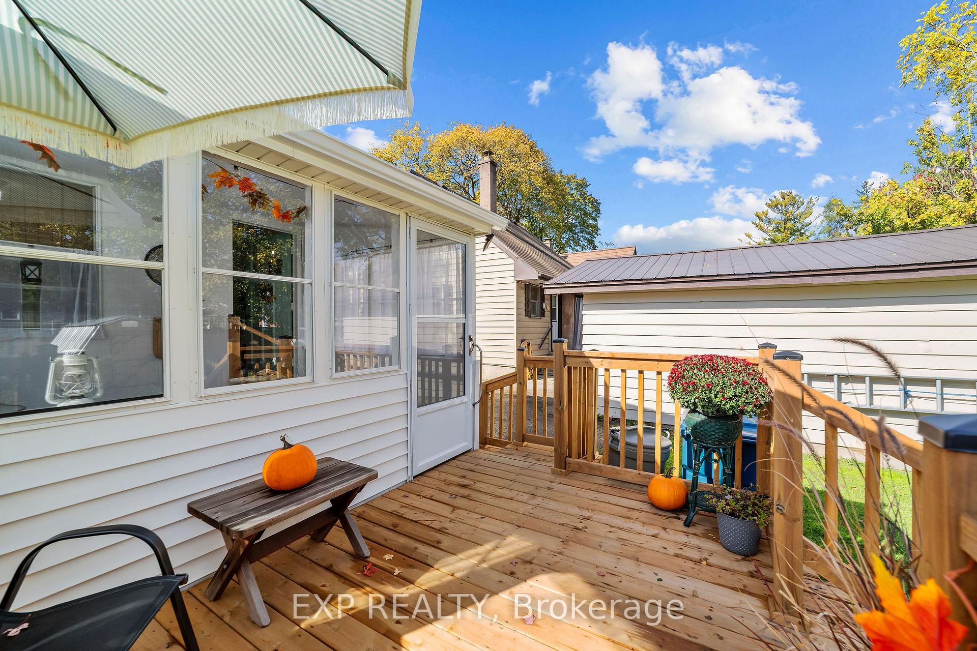 Photo 10 of 264 Douglas Street, Stratford — HOMEH