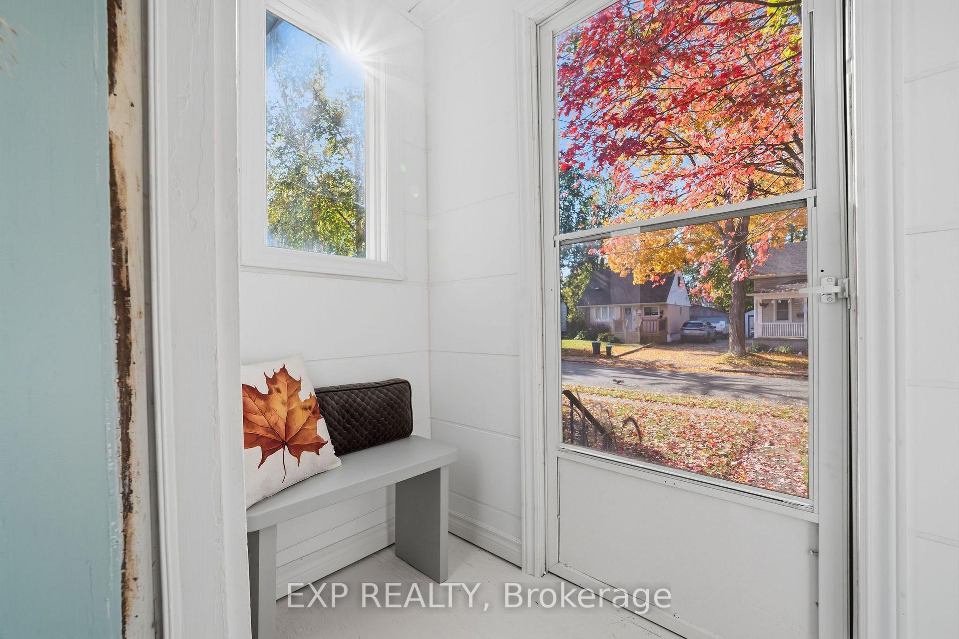 Photo 13 of 264 Douglas Street, Stratford — HOMEH