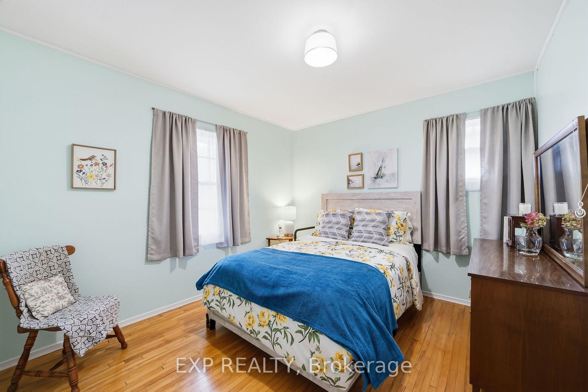 Photo 23 of 264 Douglas Street, Stratford — HOMEH