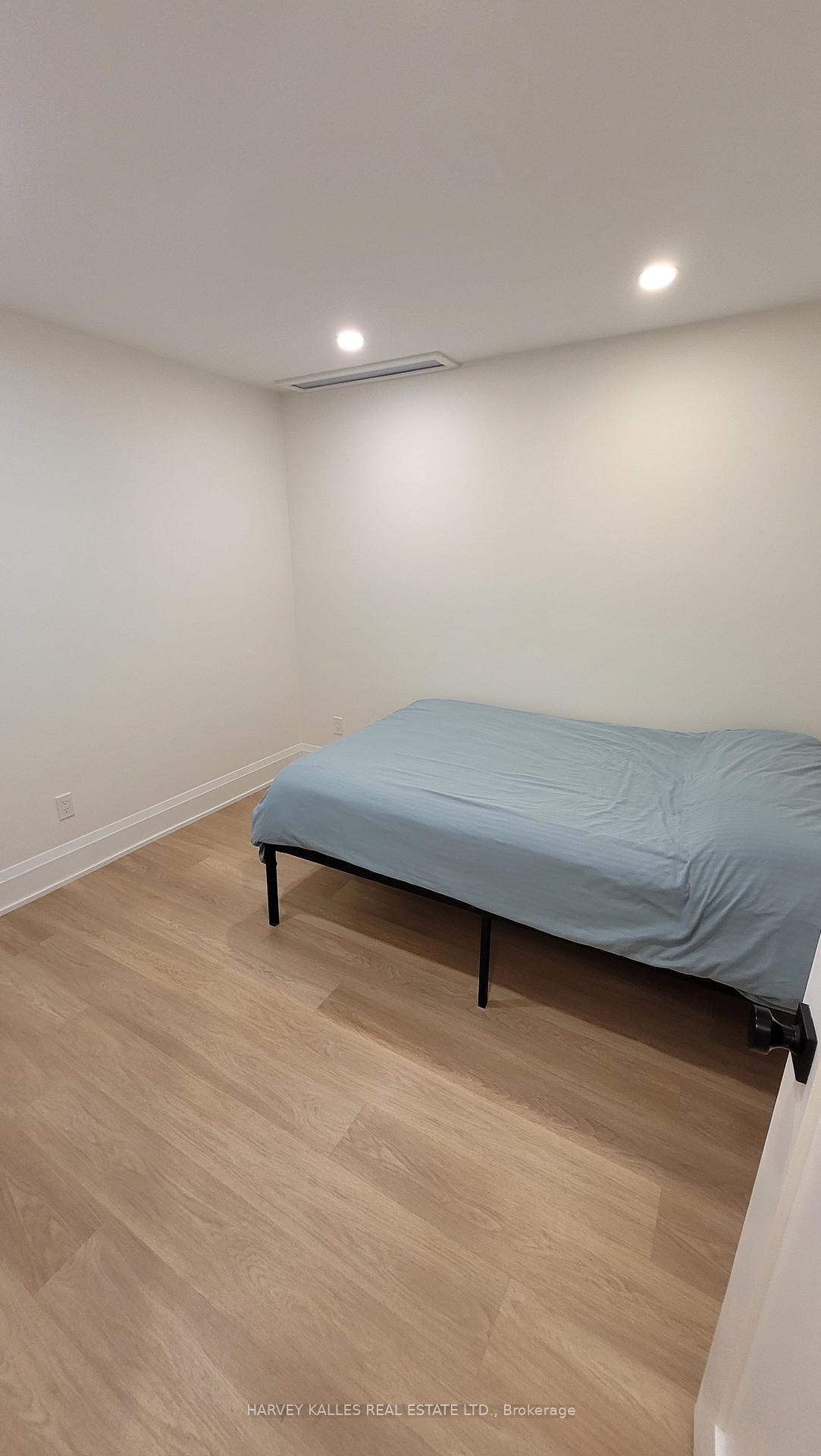 Photo 5 of Unit Lower, 66 Argyle Street, Toronto, Trinity-Bellwoods — HOMEH