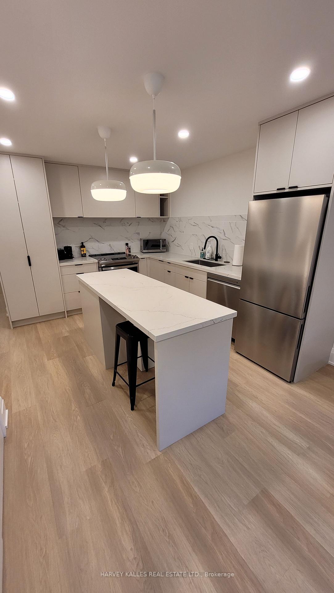 Photo 7 of Unit Lower, 66 Argyle Street, Toronto, Trinity-Bellwoods — HOMEH