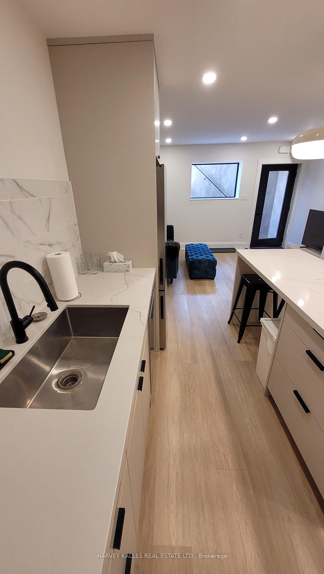 Photo 9 of Unit Lower, 66 Argyle Street, Toronto, Trinity-Bellwoods — HOMEH