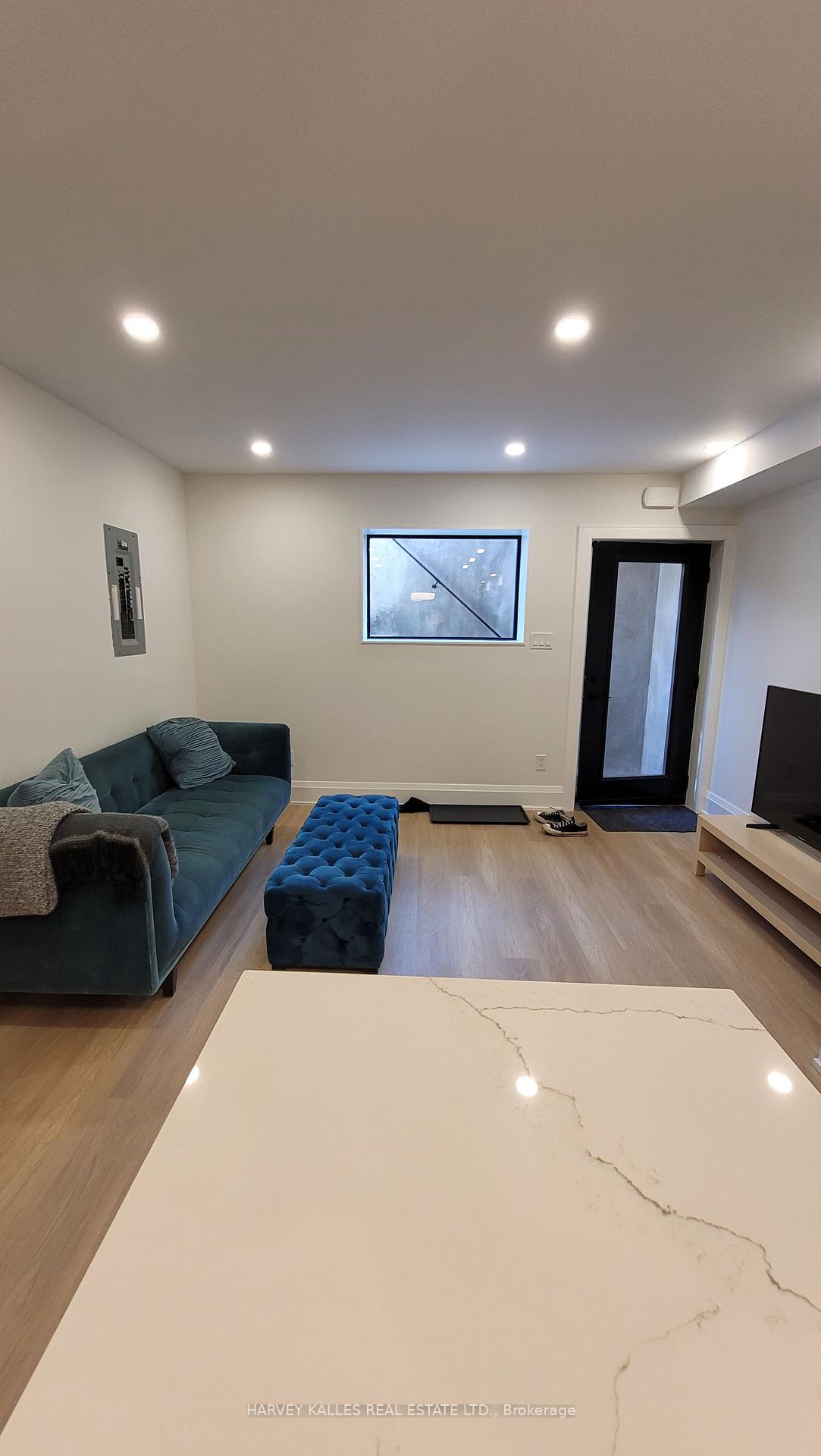 Photo 10 of Unit Lower, 66 Argyle Street, Toronto, Trinity-Bellwoods — HOMEH