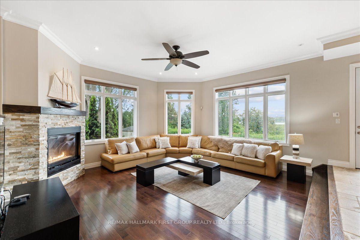 Photo 11 of 830 Fairview Avenue, Pickering, Bay Ridges — HOMEH
