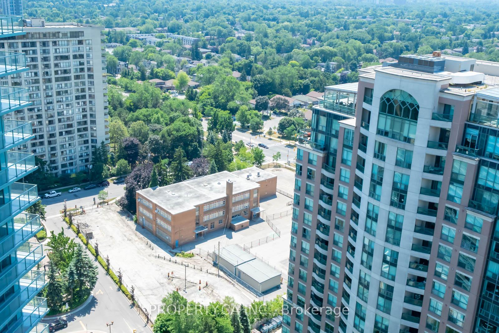 Photo 8 of Unit PH03, 5508 Yonge Street, North York, Willowdale West — HOMEH