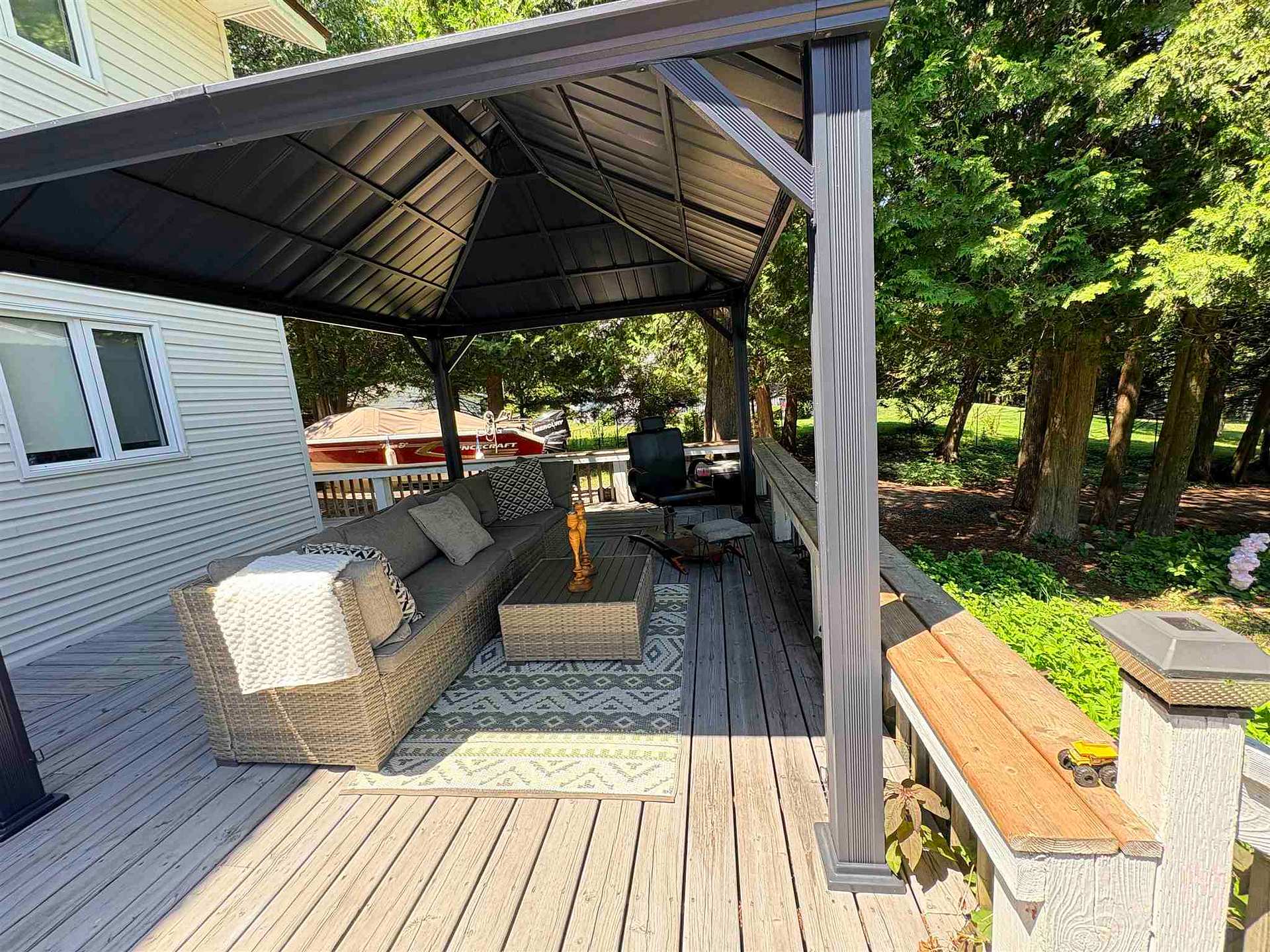 Photo 6 of 3882 Hamilton Drive, Hilton — HOMEH