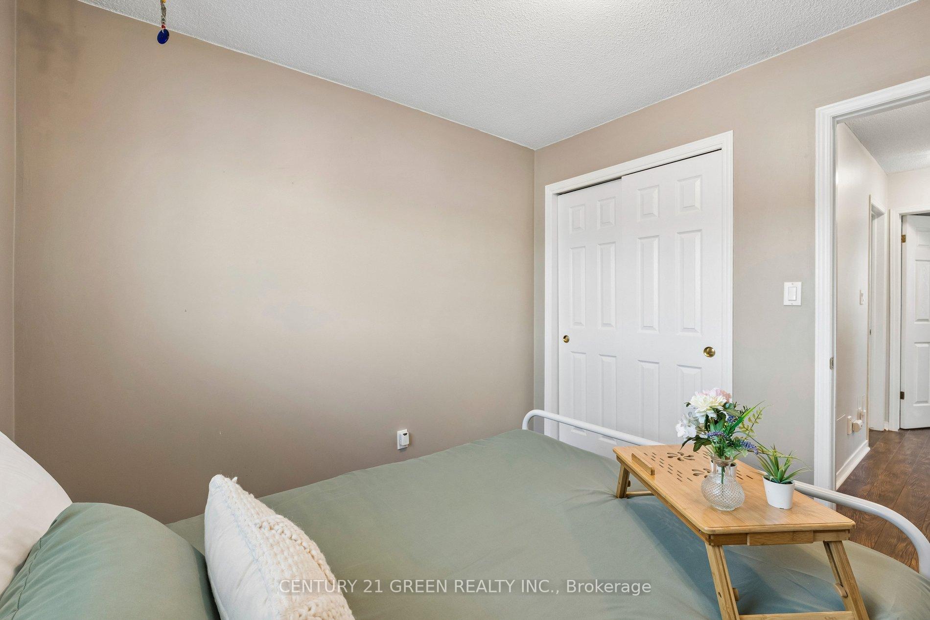 Photo 23 of Unit 4, 7470 Monastery Drive, Niagara Falls, Mt. Carmel — HOMEH