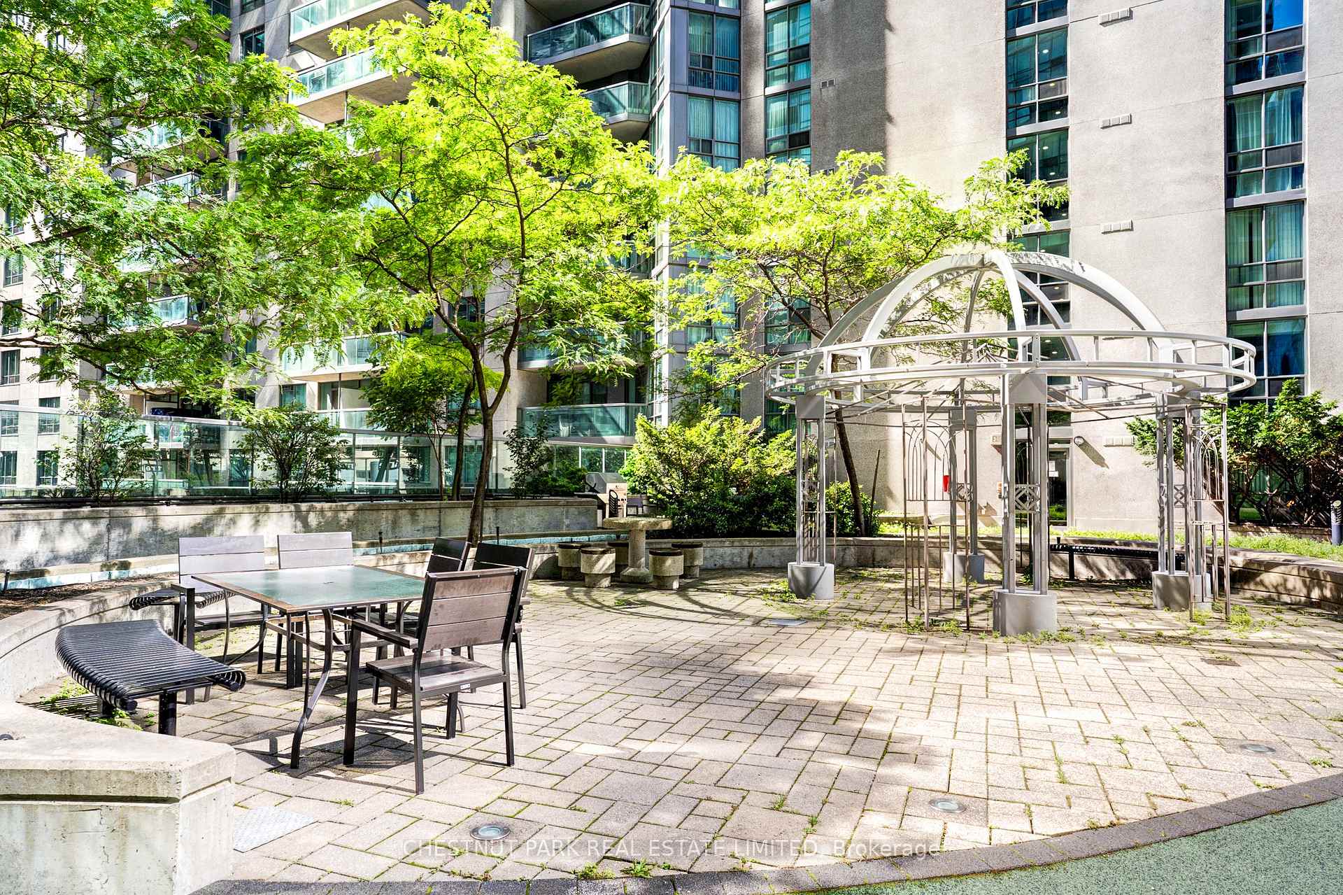 Photo 31 of Unit 1008, 30 Grand Trunk Crescent, Toronto, Waterfront Communities — HOMEH