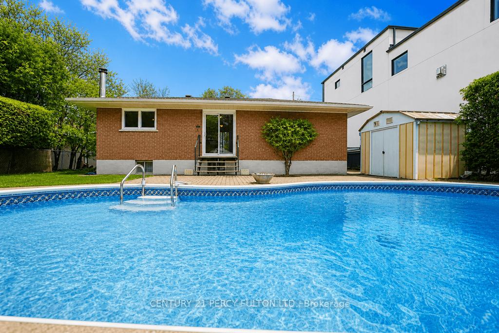 Photo 6 of 1386 Forest Glade Road, Oakville, Falgarwood — HOMEH