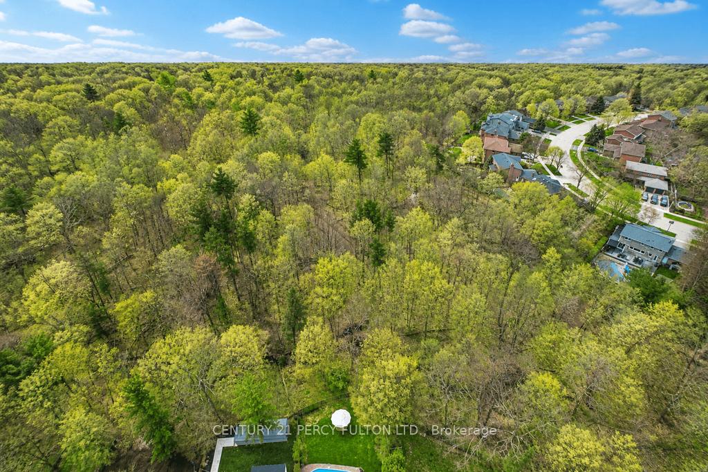Photo 17 of 1386 Forest Glade Road, Oakville, Falgarwood — HOMEH