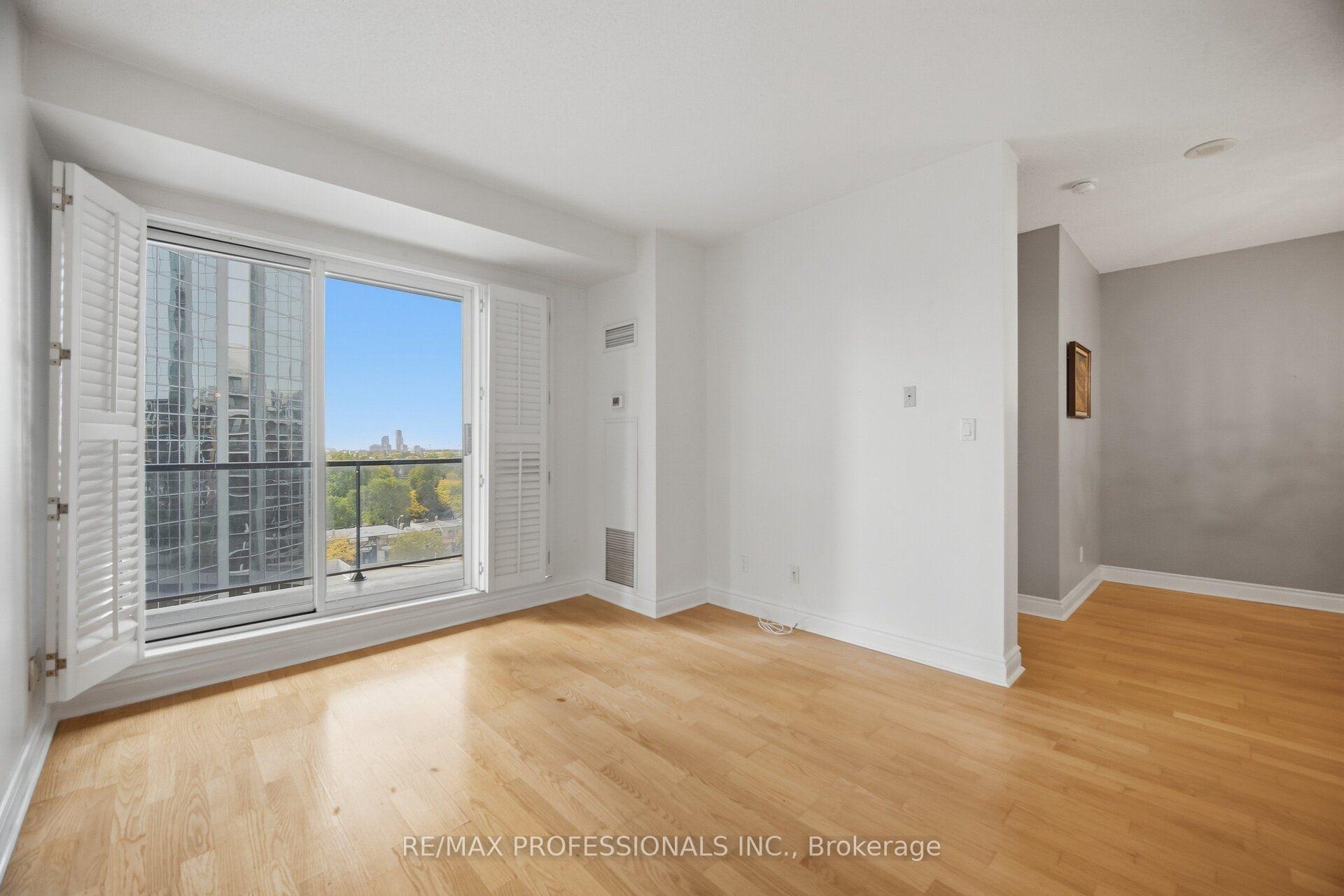 Photo 11 of Unit 901, 2 Aberfoyle Crescent N, Etobicoke, Islington-City Centre West — HOMEH