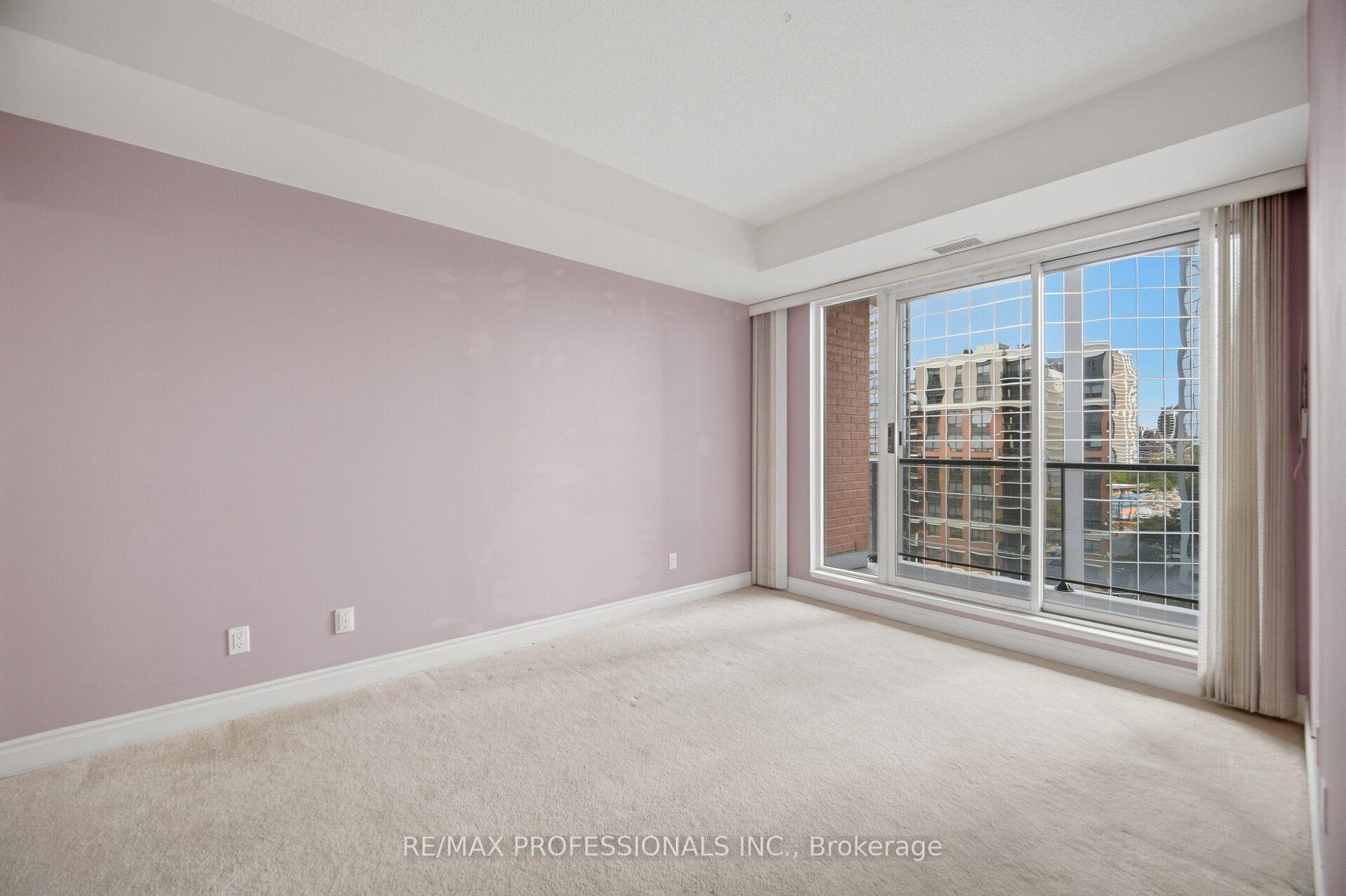 Photo 13 of Unit 901, 2 Aberfoyle Crescent N, Etobicoke, Islington-City Centre West — HOMEH