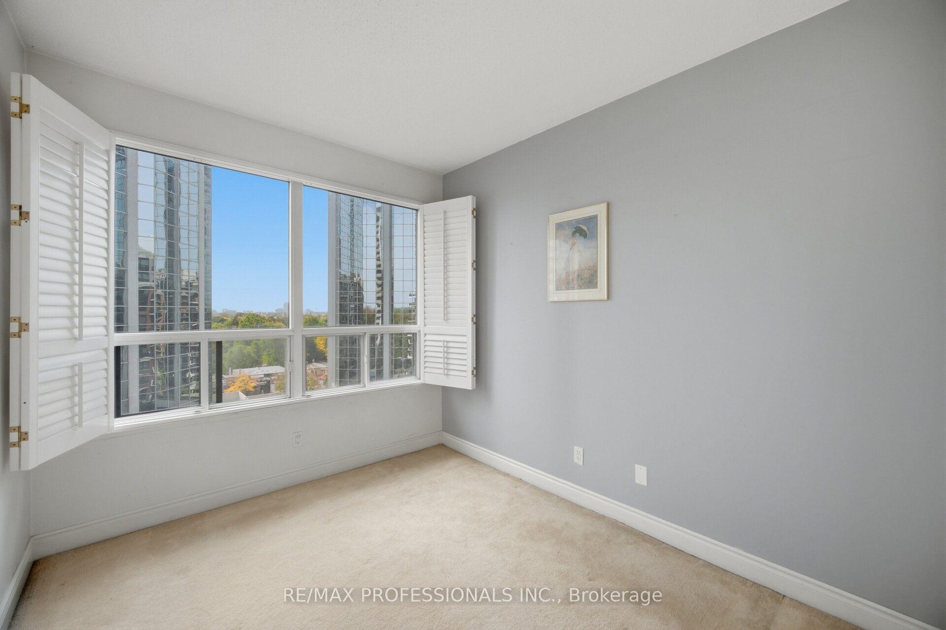 Photo 16 of Unit 901, 2 Aberfoyle Crescent N, Etobicoke, Islington-City Centre West — HOMEH