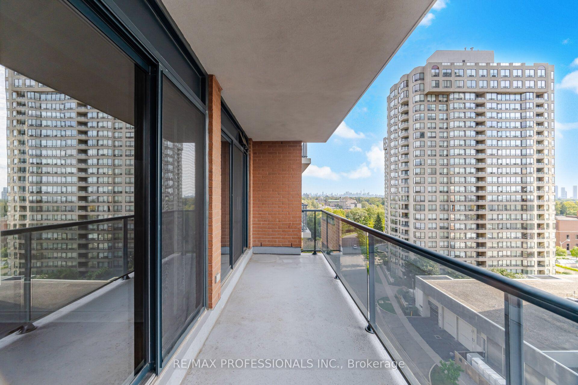 Photo 21 of Unit 901, 2 Aberfoyle Crescent N, Etobicoke, Islington-City Centre West — HOMEH