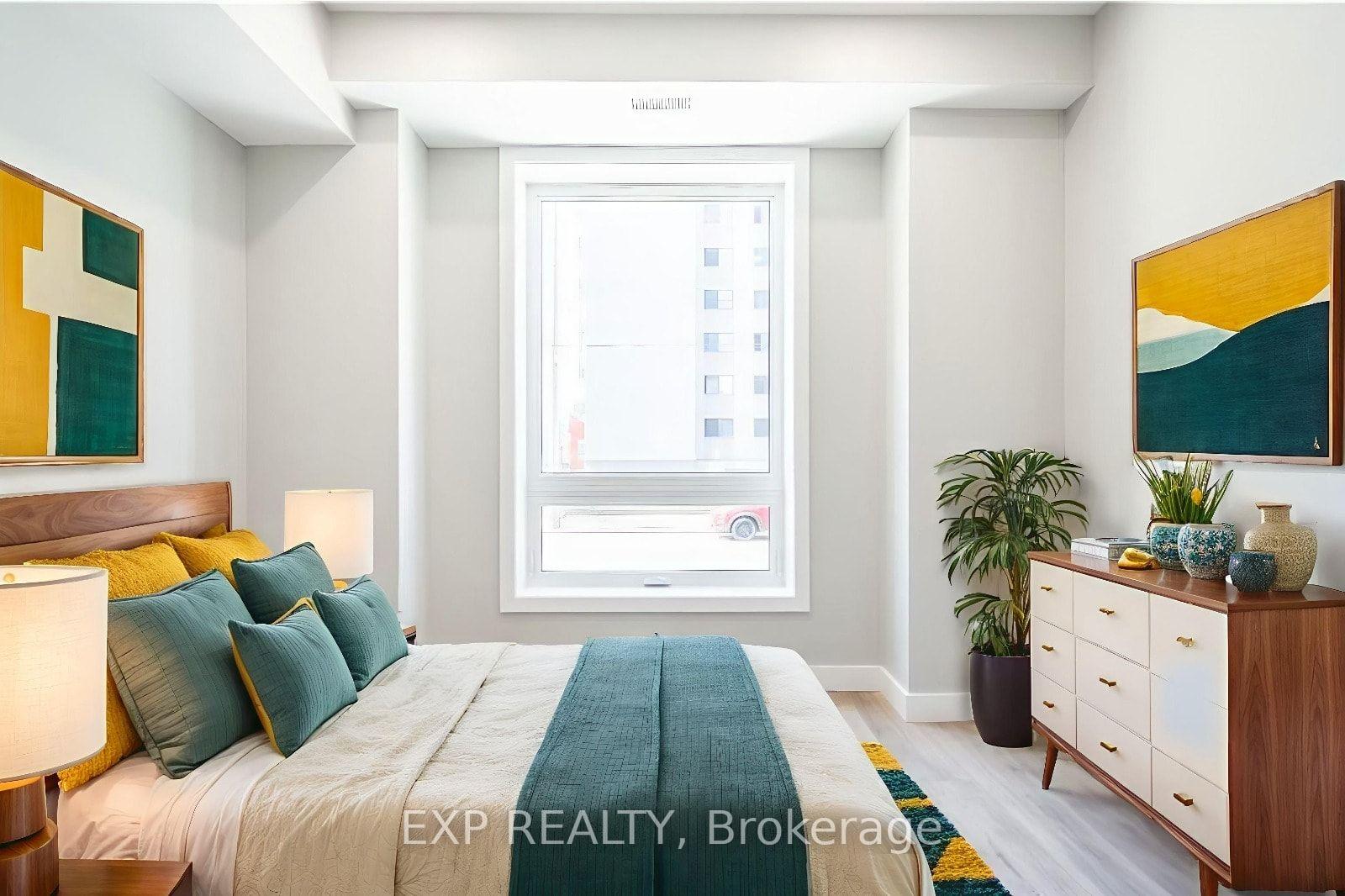 Photo 7 of Unit 1, 102 Wellington Street N, Hamilton, Landsdale — HOMEH