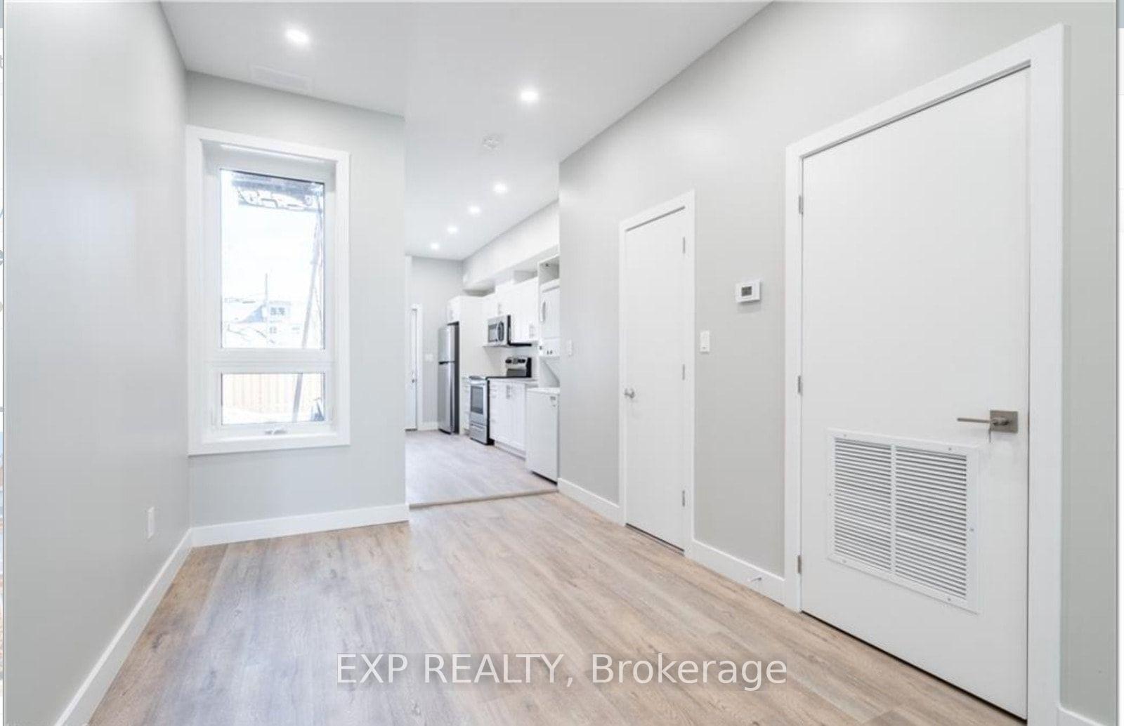 Photo 10 of Unit 1, 102 Wellington Street N, Hamilton, Landsdale — HOMEH