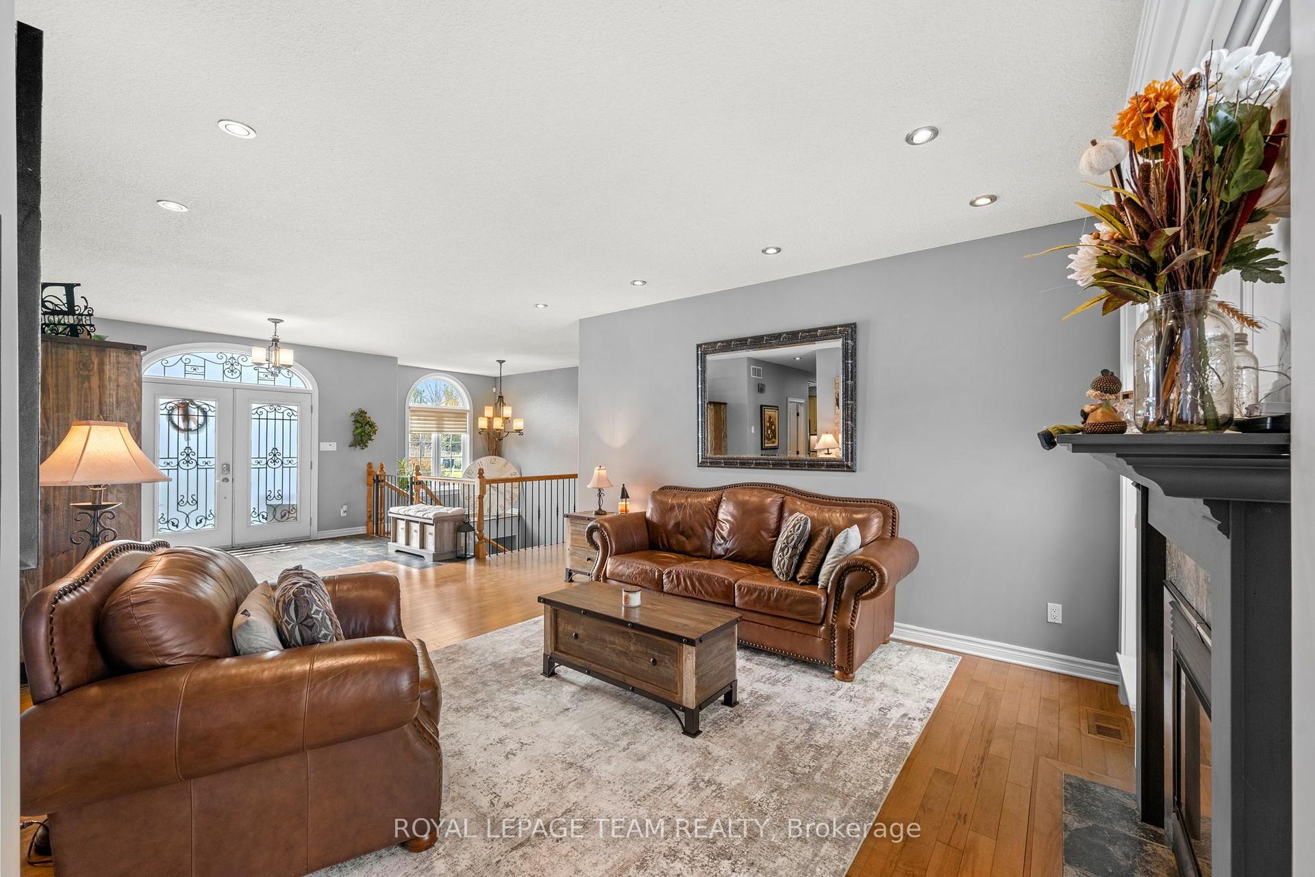 Photo 8 of 406 Mcintosh Way, Mississippi Mills, Mississippi Mills (Ramsay) Twp — HOMEH