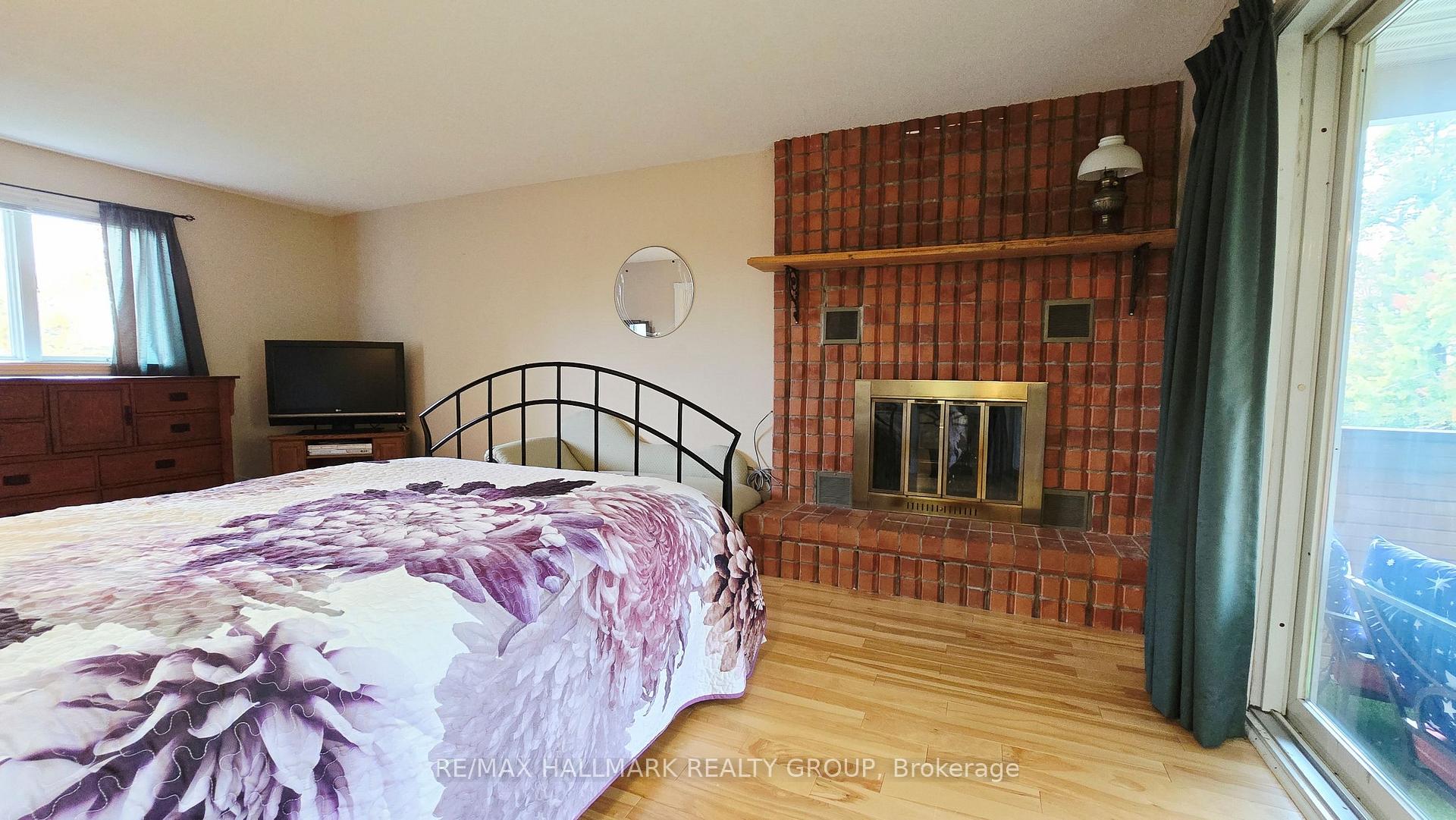 Photo 19 of 860 Munro Drive, McNab/Braeside, Mcnab/Braeside Twps — HOMEH