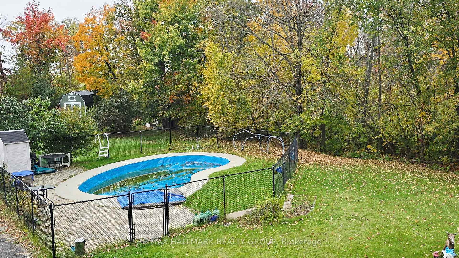 Photo 43 of 860 Munro Drive, McNab/Braeside, Mcnab/Braeside Twps — HOMEH