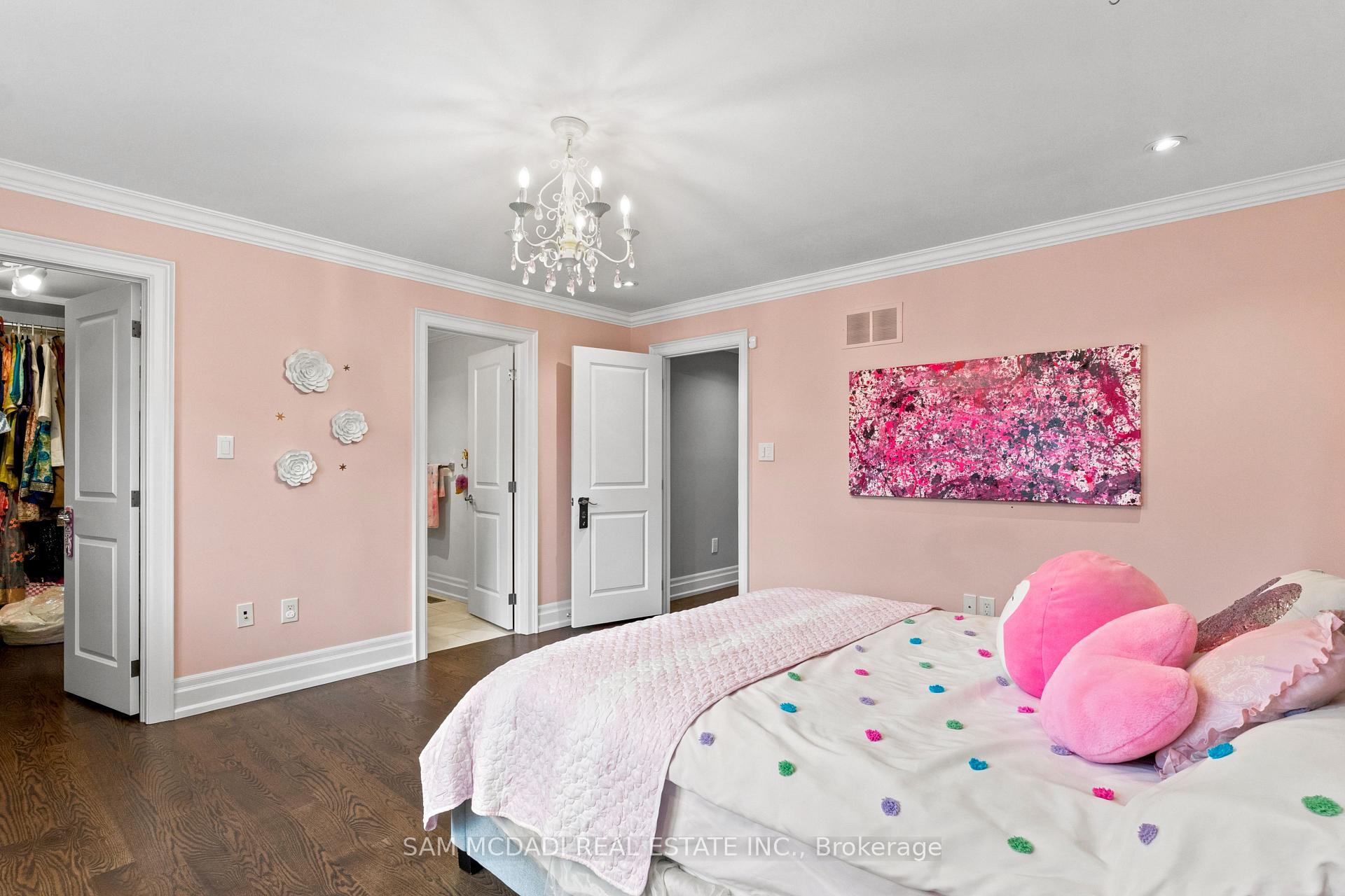 Photo 23 of 955 Caldwell Avenue, Mississauga, Lorne Park — HOMEH