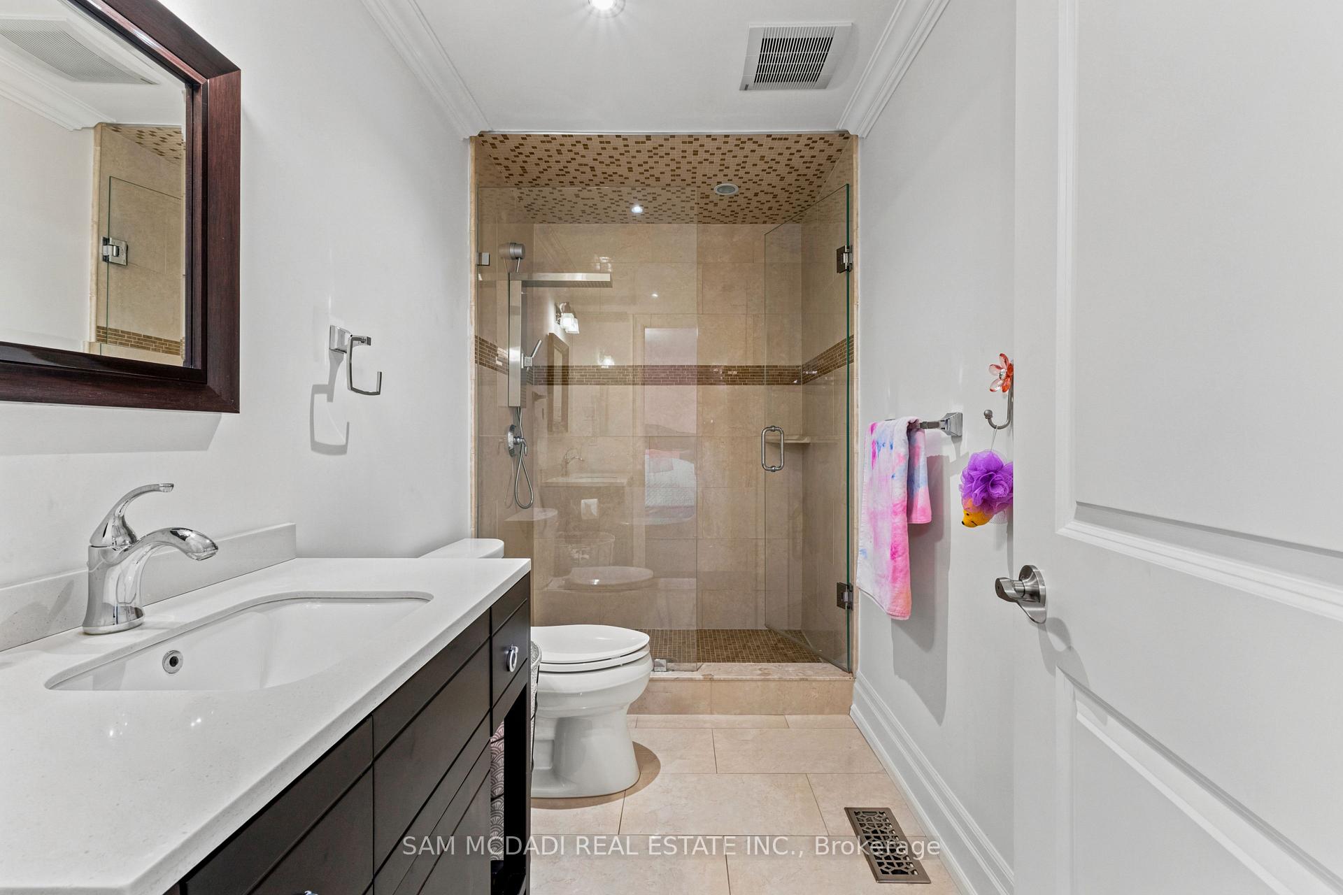 Photo 24 of 955 Caldwell Avenue, Mississauga, Lorne Park — HOMEH