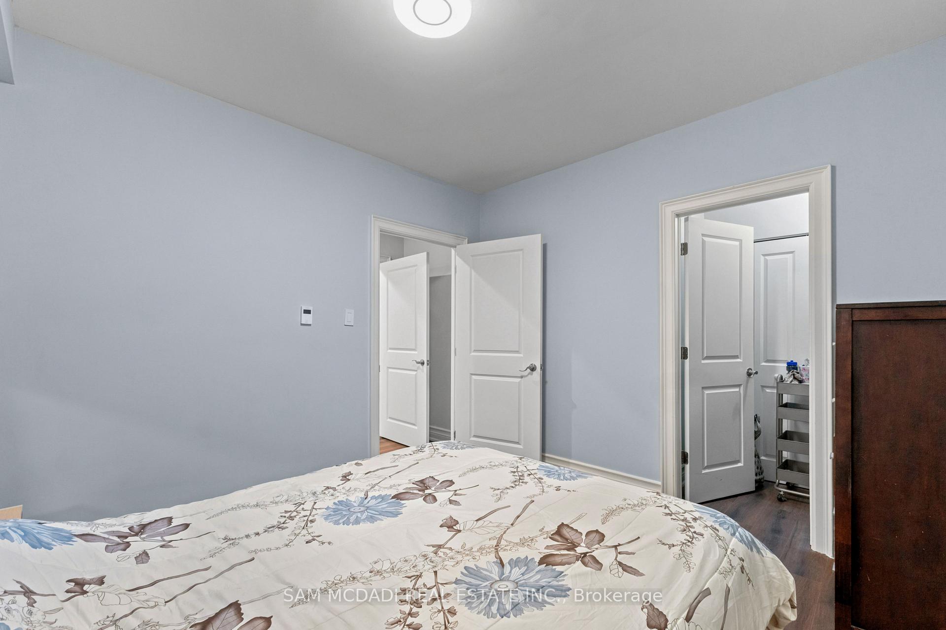 Photo 33 of 955 Caldwell Avenue, Mississauga, Lorne Park — HOMEH