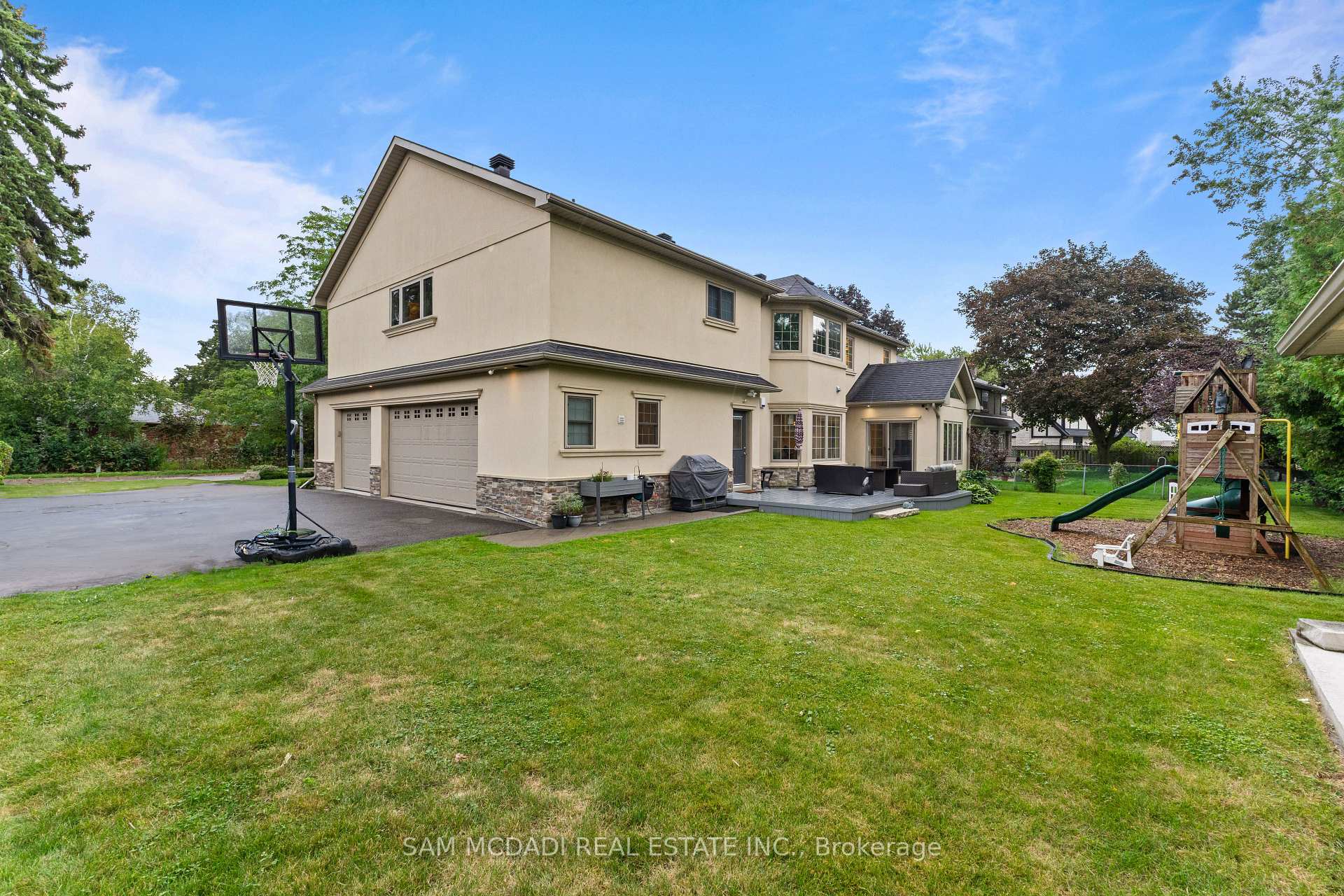 Photo 40 of 955 Caldwell Avenue, Mississauga, Lorne Park — HOMEH
