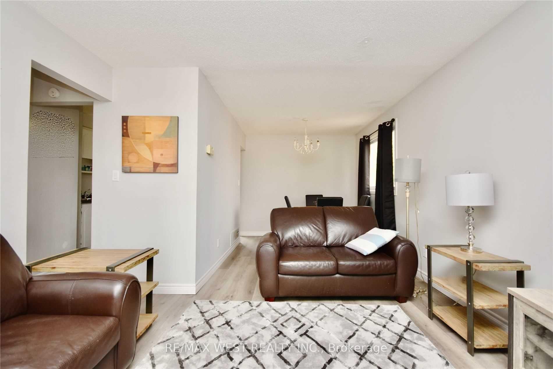 Photo 12 of 77 Carlton Road, Barrie, Cundles East — HOMEH