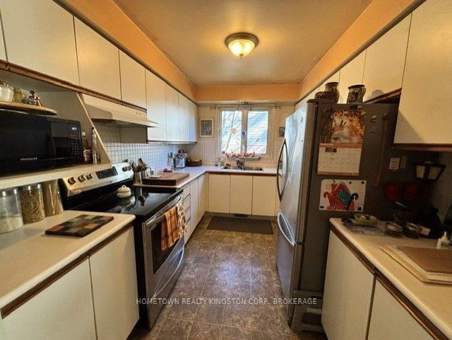 Photo 6 of 970 Killarney Crescent, Kingston, East Gardiners Rd — HOMEH