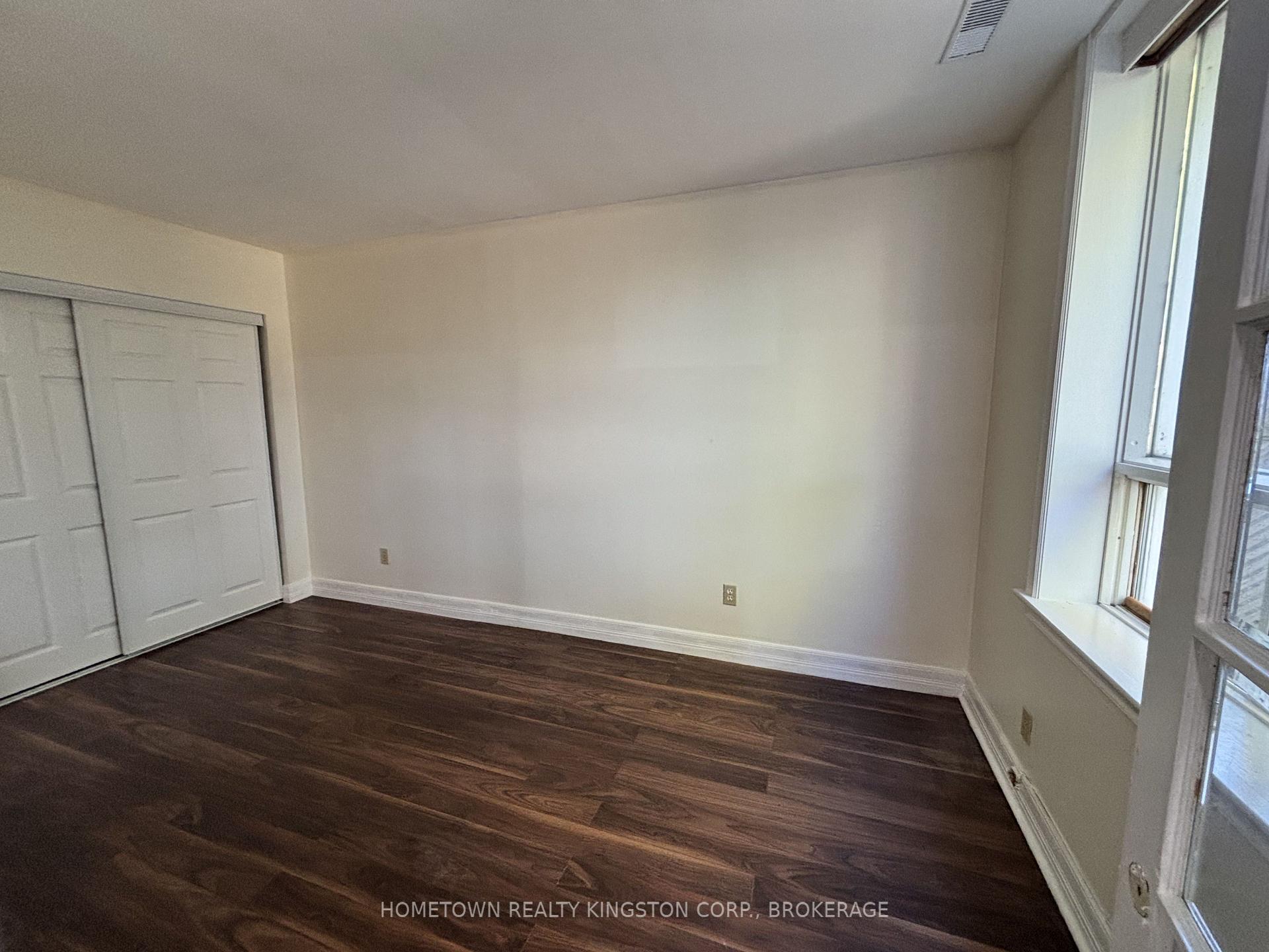 Photo 15 of 970 Killarney Crescent, Kingston, East Gardiners Rd — HOMEH