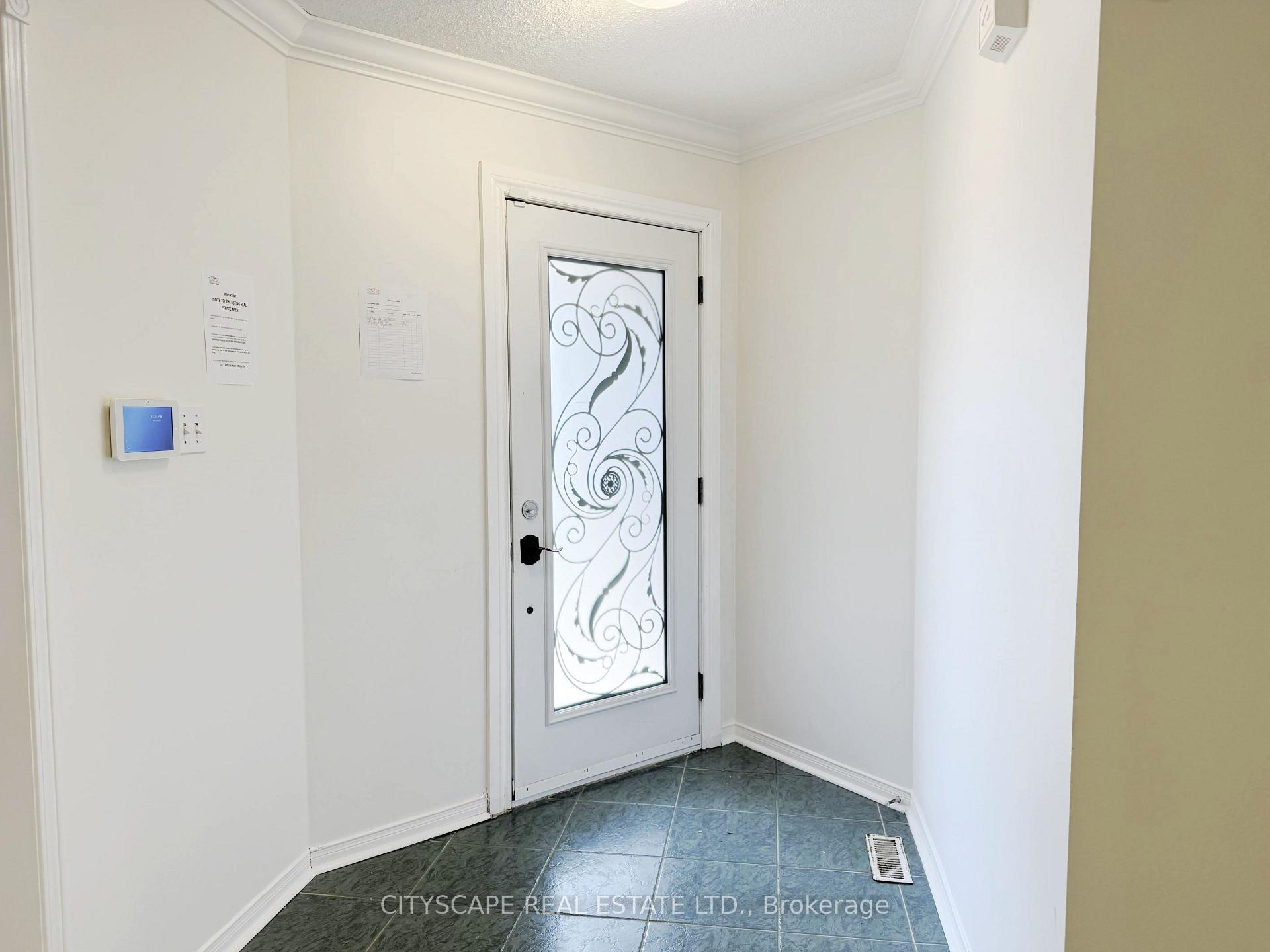 Photo 5 of 5615 Whitehorn Avenue, Mississauga, East Credit — HOMEH