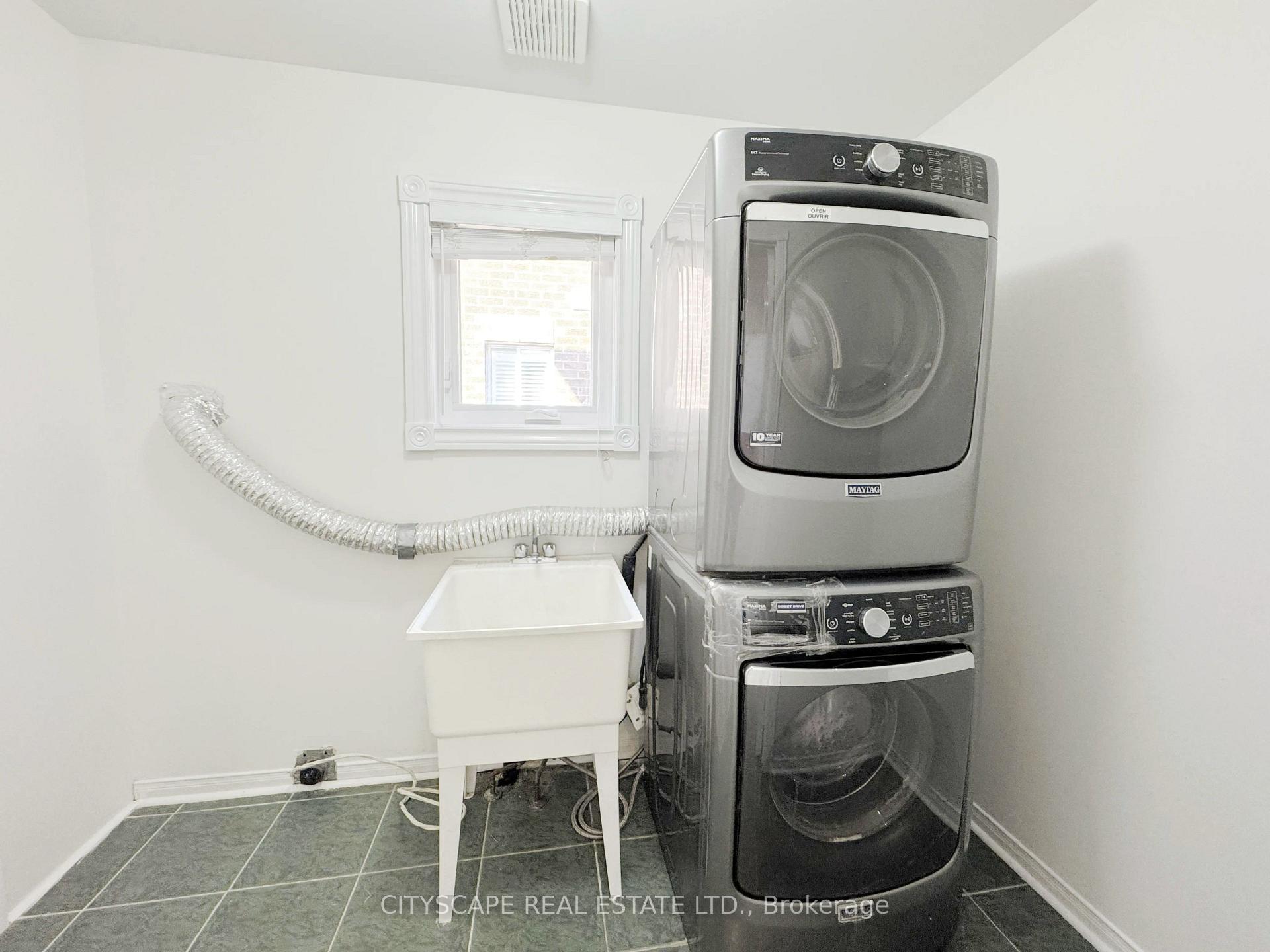 Photo 18 of 5615 Whitehorn Avenue, Mississauga, East Credit — HOMEH