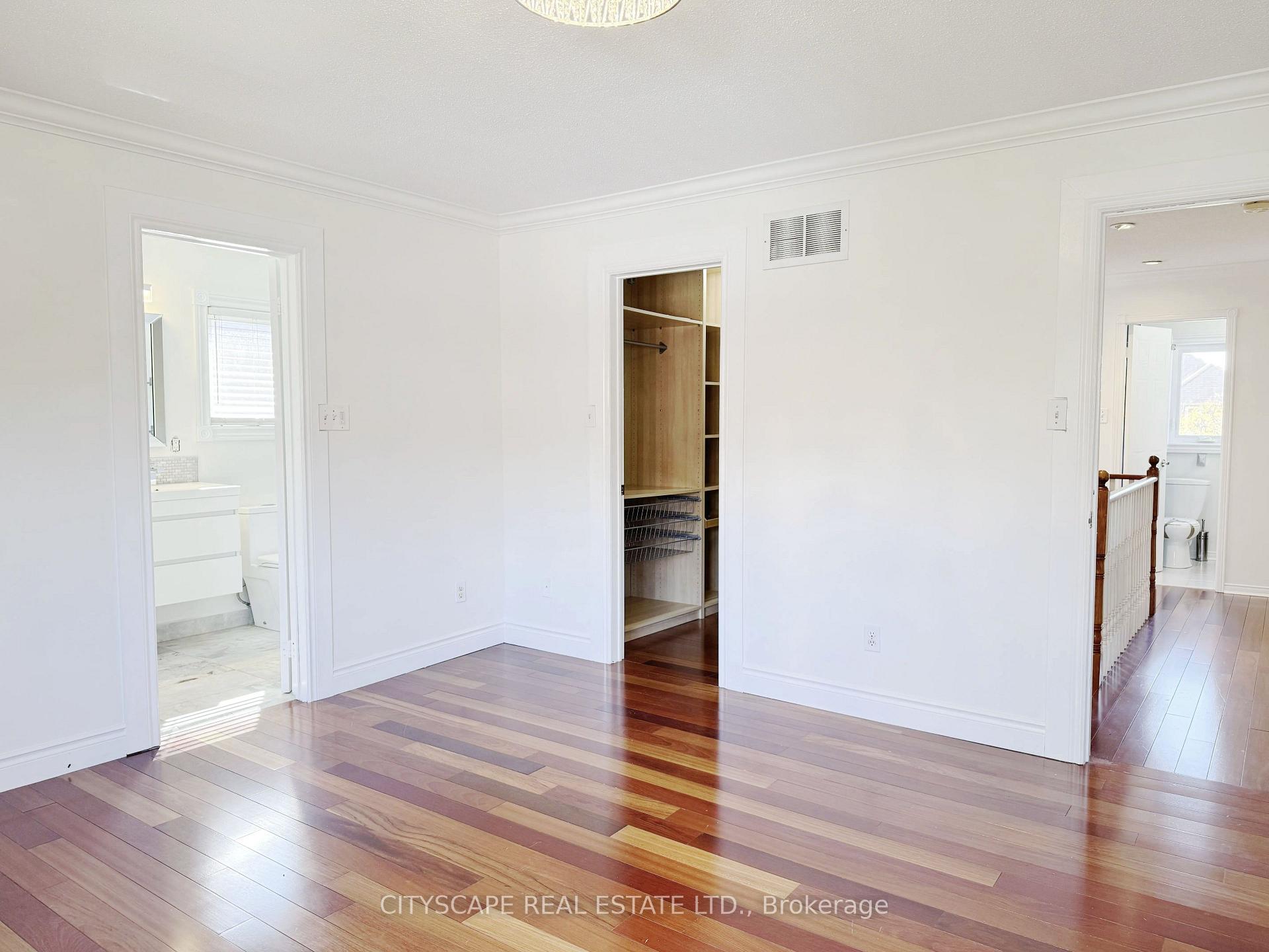 Photo 20 of 5615 Whitehorn Avenue, Mississauga, East Credit — HOMEH