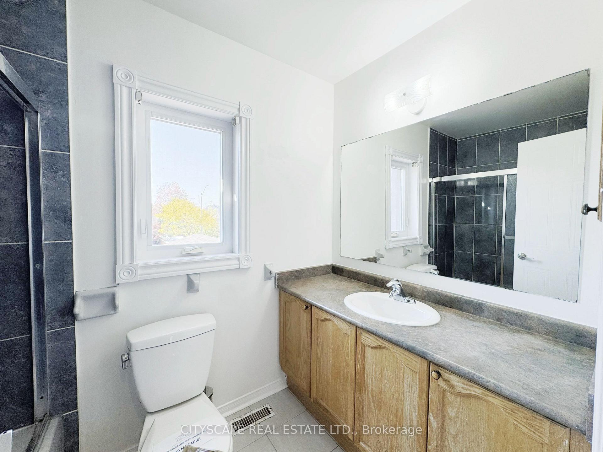 Photo 28 of 5615 Whitehorn Avenue, Mississauga, East Credit — HOMEH