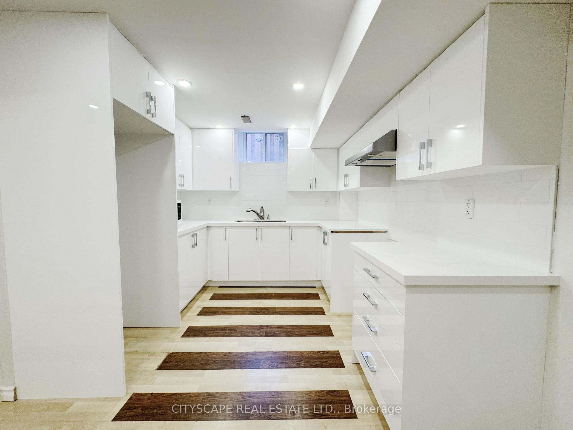 Photo 38 of 5615 Whitehorn Avenue, Mississauga, East Credit — HOMEH