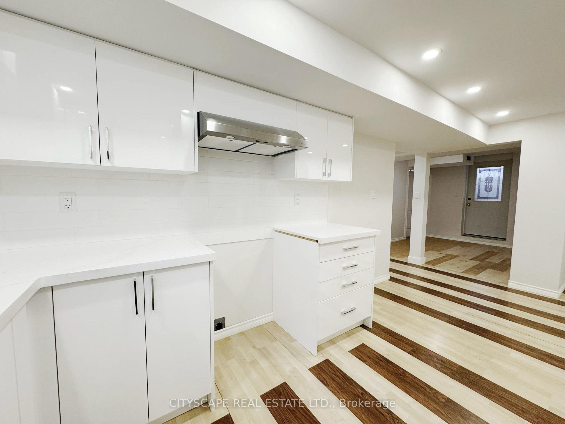 Photo 39 of 5615 Whitehorn Avenue, Mississauga, East Credit — HOMEH
